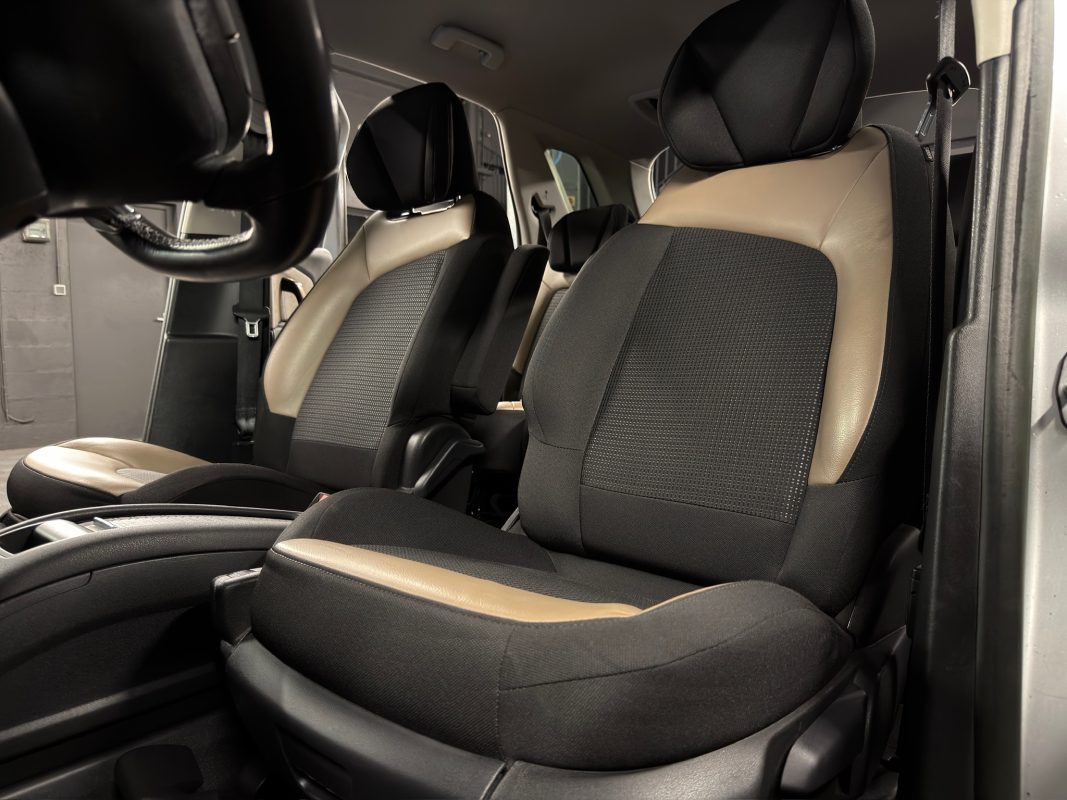 Citroen C4 II EXCLUSIVE 1.6 E HDI 115 Cv BOITE AUTOMATIQUE / VIRTUAL COCKPIT- GARANTIE 1 AN