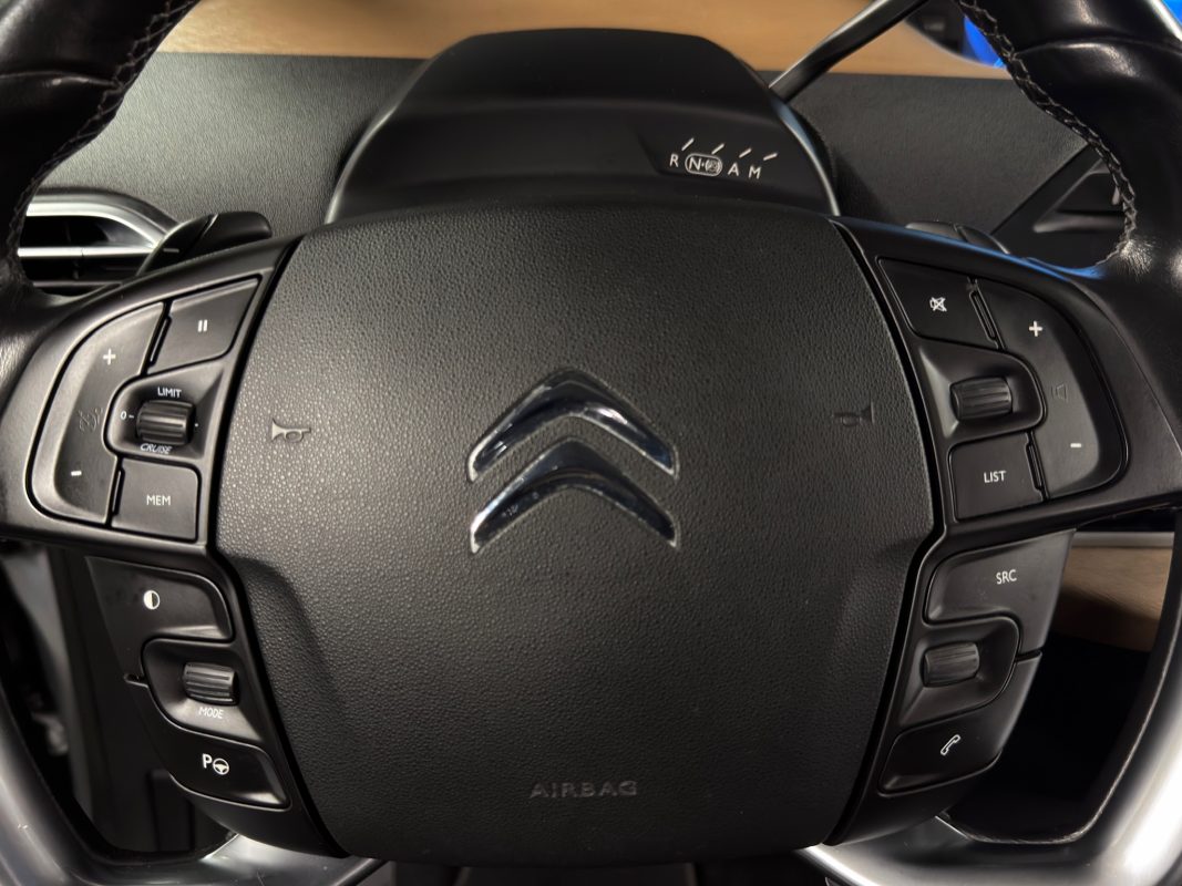 Citroen C4 II EXCLUSIVE 1.6 E HDI 115 Cv BOITE AUTOMATIQUE / VIRTUAL COCKPIT- GARANTIE 1 AN
