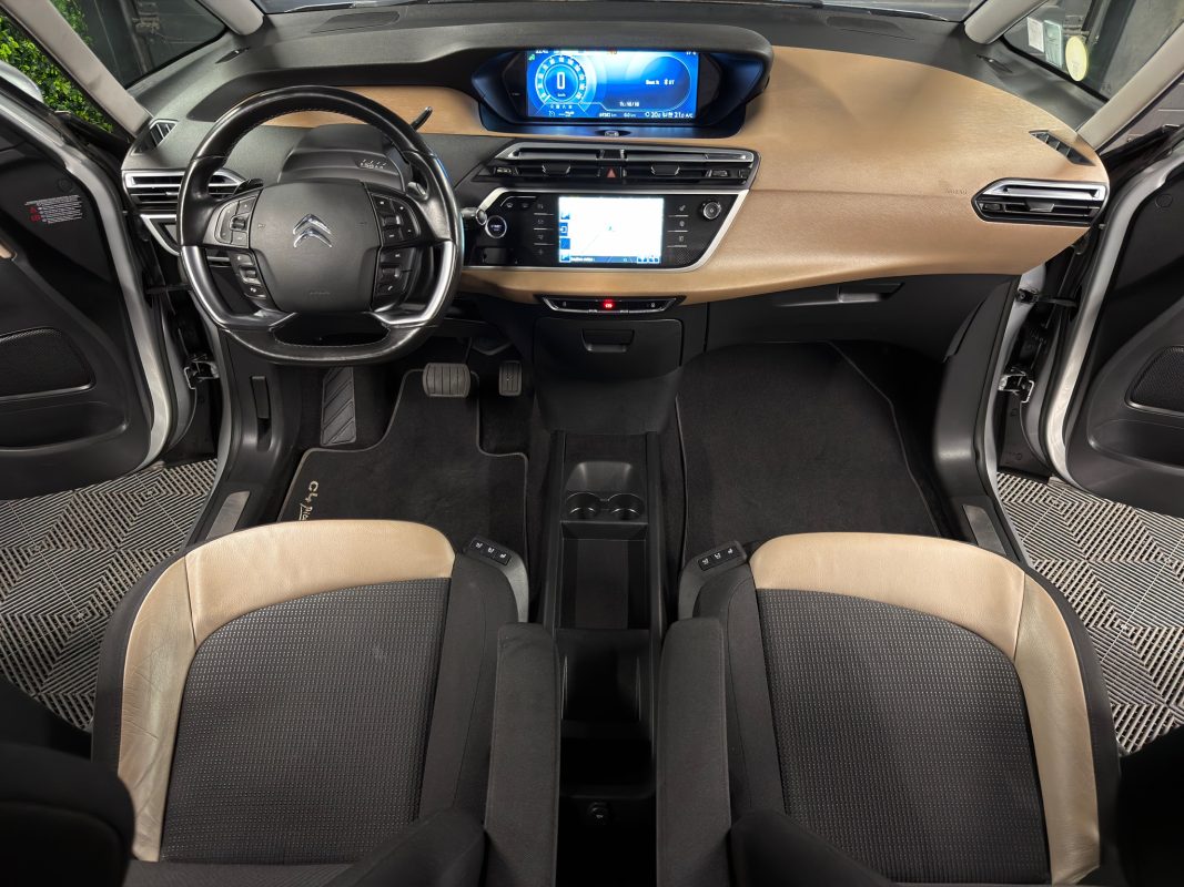 Citroen C4 II EXCLUSIVE 1.6 E HDI 115 Cv BOITE AUTOMATIQUE / VIRTUAL COCKPIT- GARANTIE 1 AN