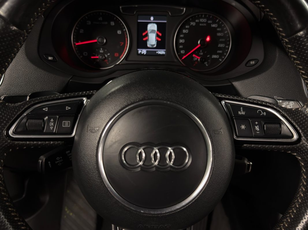 Audi Q3 PHASE 2 S-LINE 1.4 TFSI COD 150 Cv 1ERE MAIN / BOITE AUTO S-TRONIC - GARANTIE 1 AN