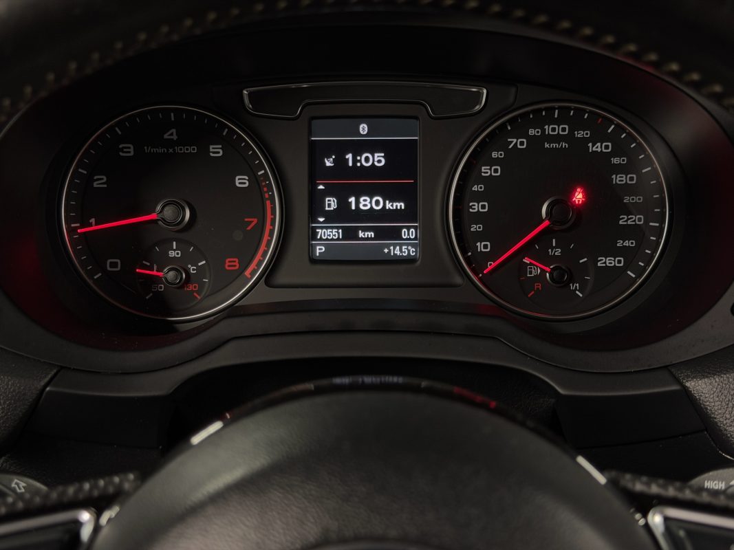 Audi Q3 PHASE 2 S-LINE 1.4 TFSI COD 150 Cv 1ERE MAIN / BOITE AUTO S-TRONIC - GARANTIE 1 AN