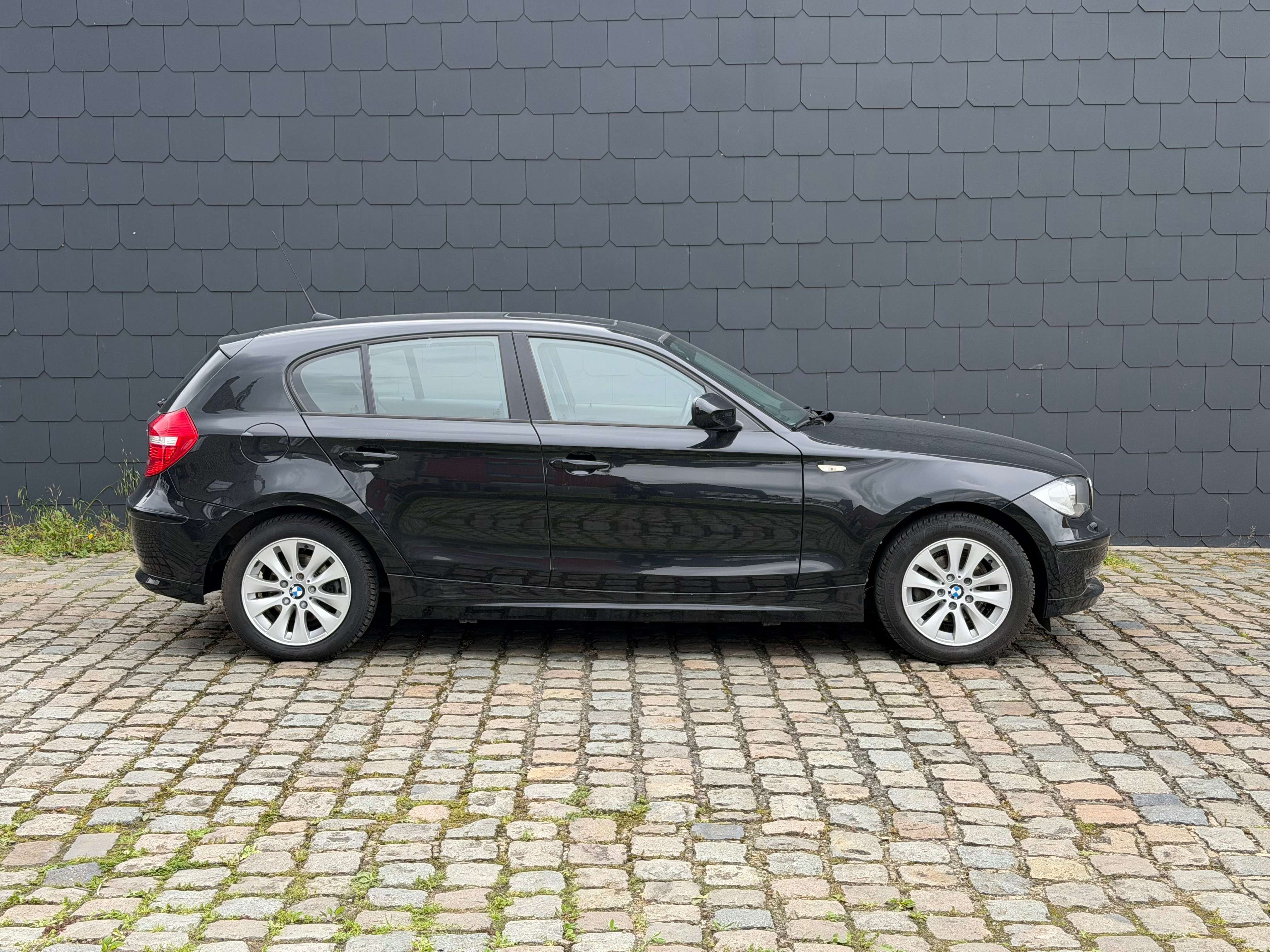 BMW 116 Xénon, GPS, toit ouvrant 1proprietaire carnet