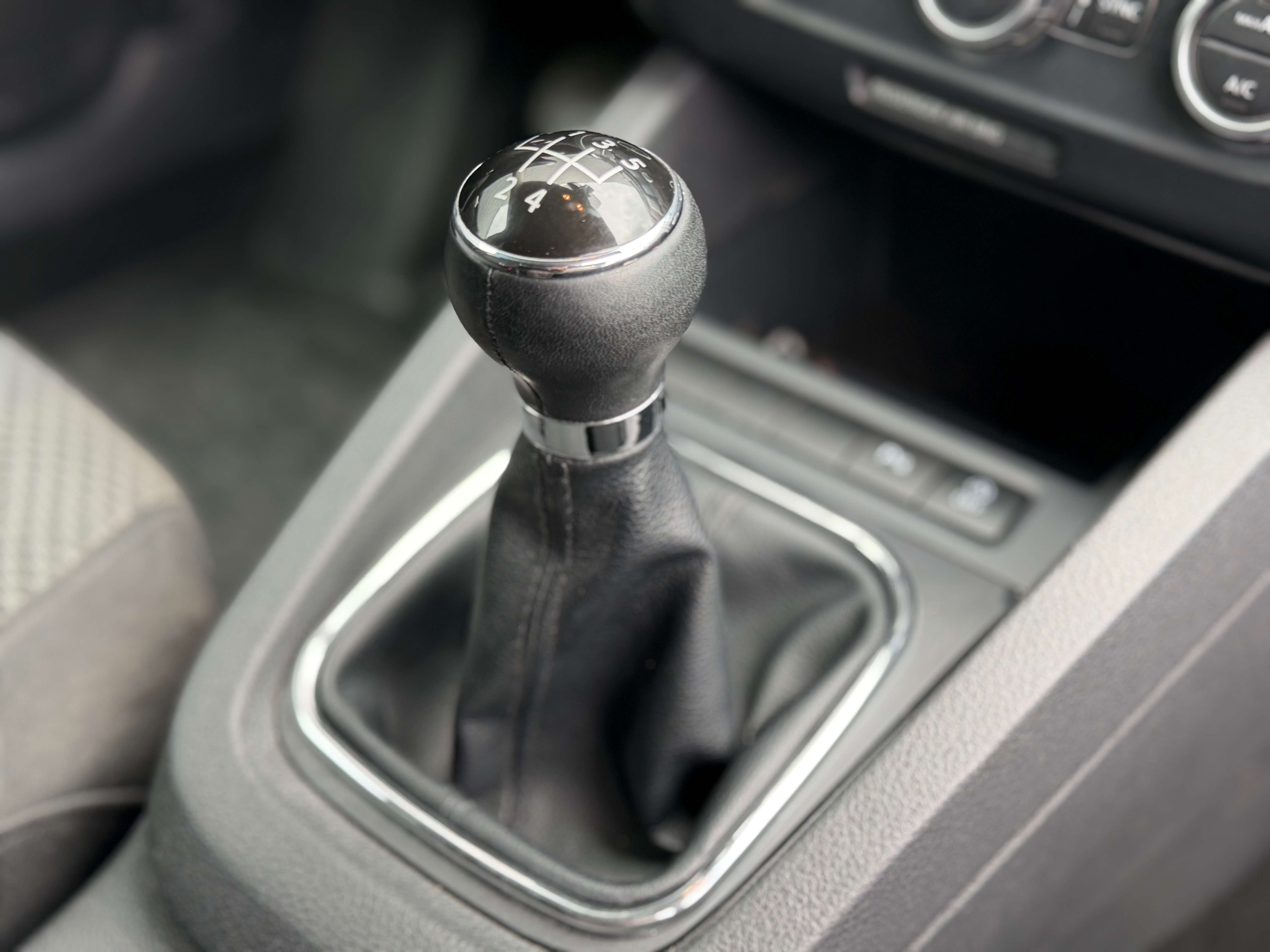 Volkswagen Jetta Jetta 1.6 CR TDi Comfortline