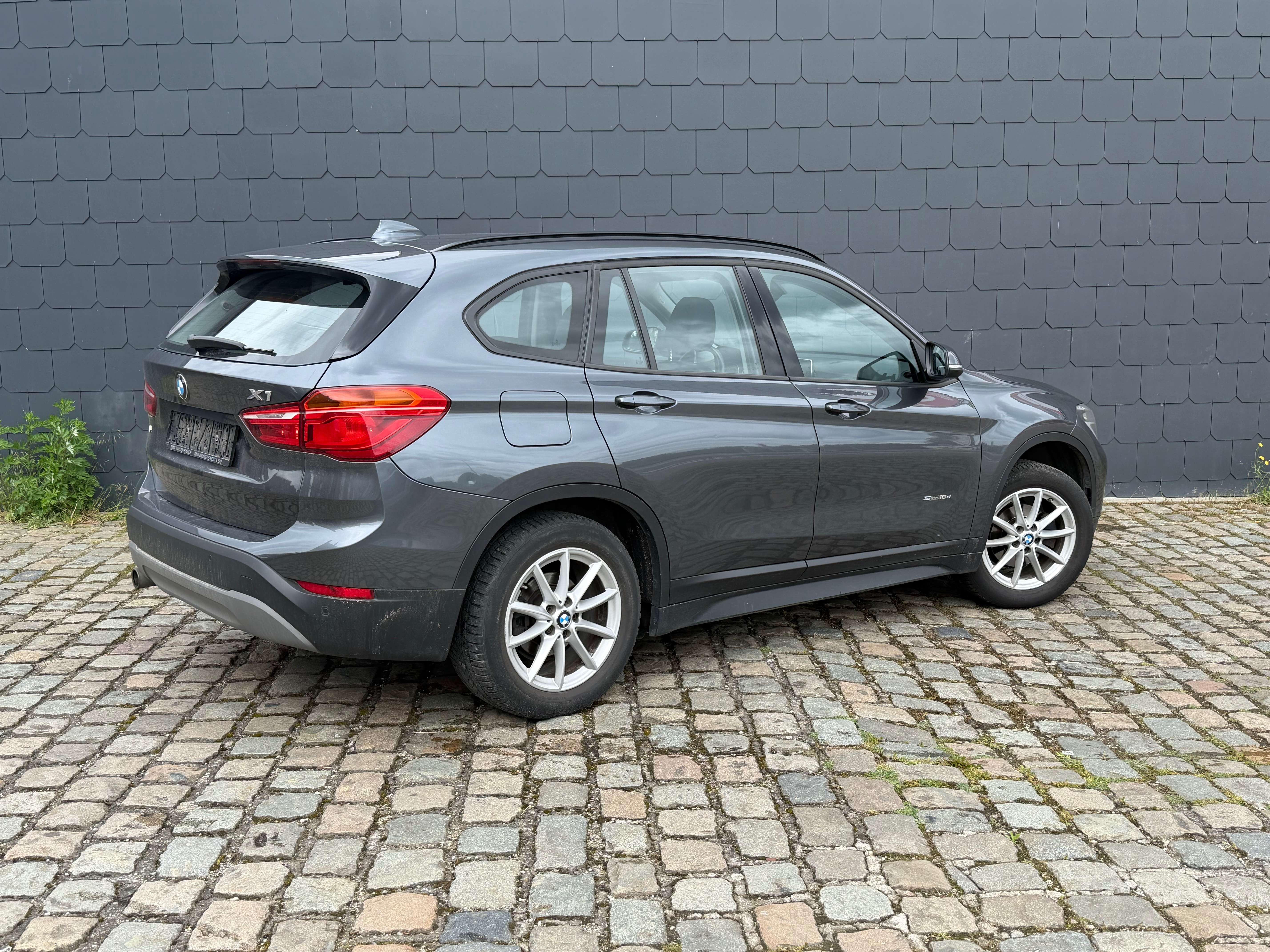 BMW X1 🛑🆕🛑 1.5 d sDrive16 Leder 1HND CarPass carnet
