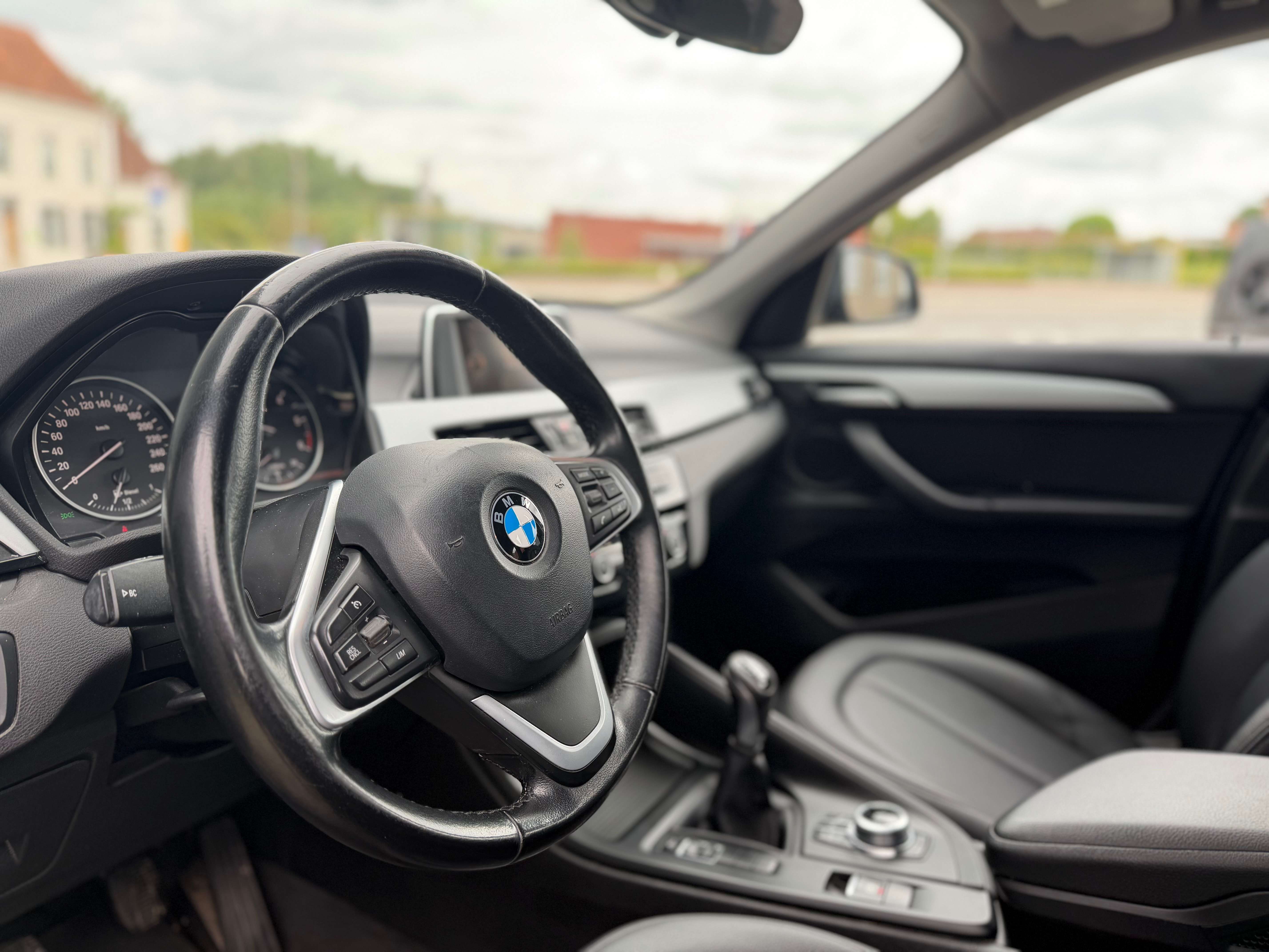 BMW X1 🛑🆕🛑 1.5 d sDrive16 Leder 1HND CarPass carnet
