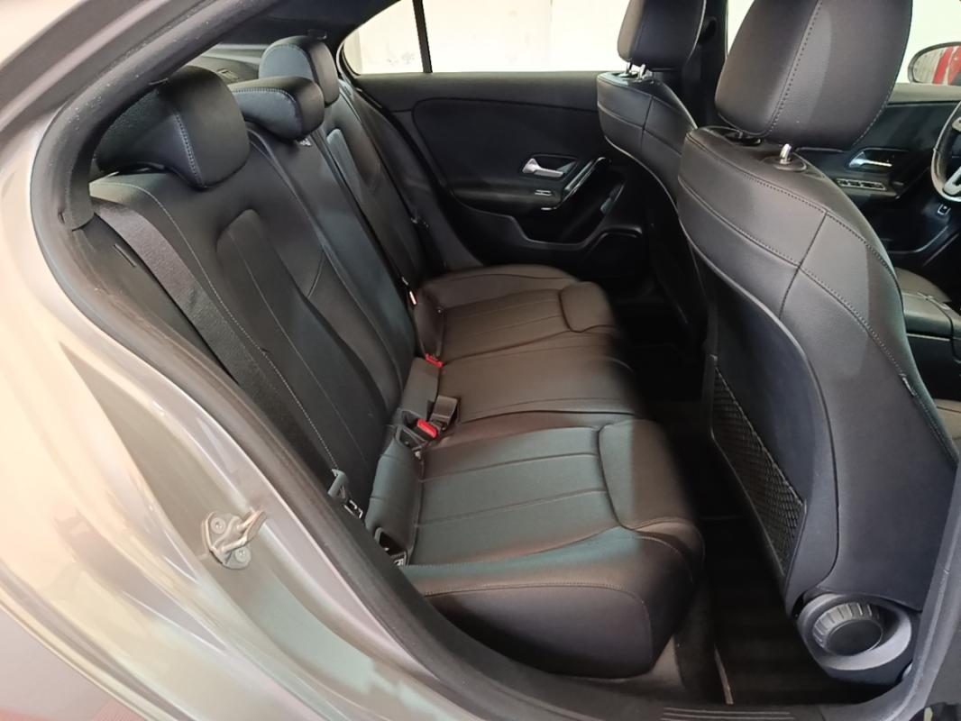 Mercedes-Benz Classe A IV Berline 180 d Business Line 7G-DCT