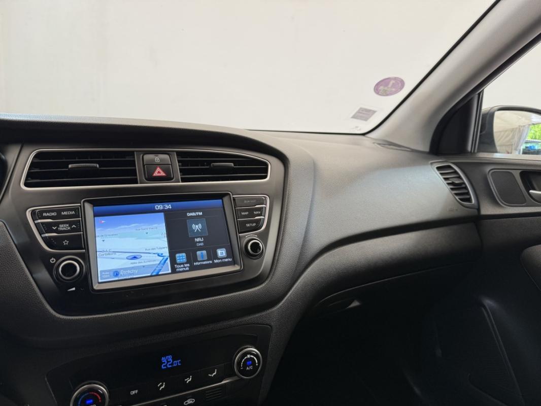 Hyundai I20 II 1.0 T-GDI 100 BUSINESS DCT-7