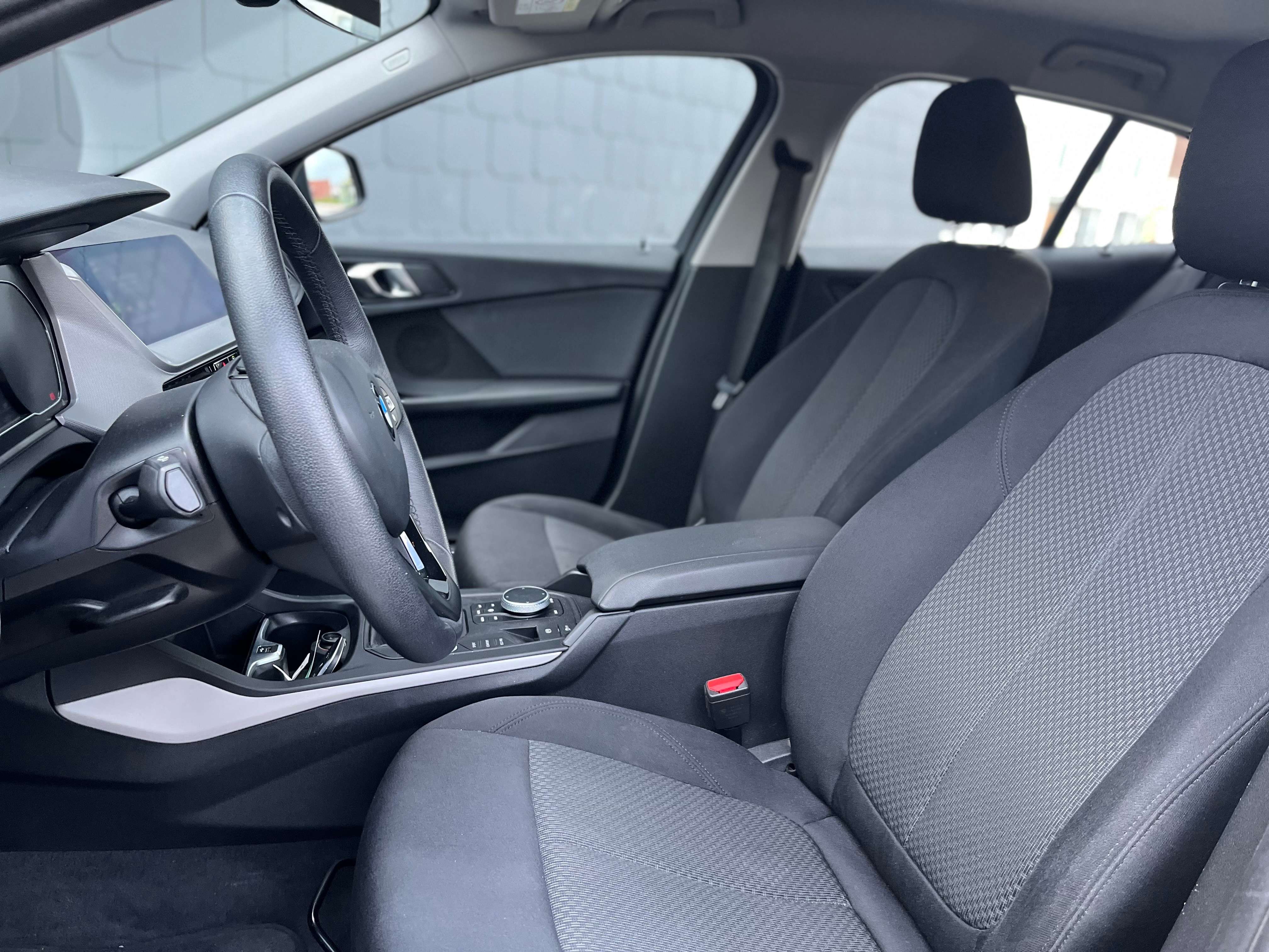 BMW 116 dA 1HND CARPASS CARPLAY GARANTIE Full Led