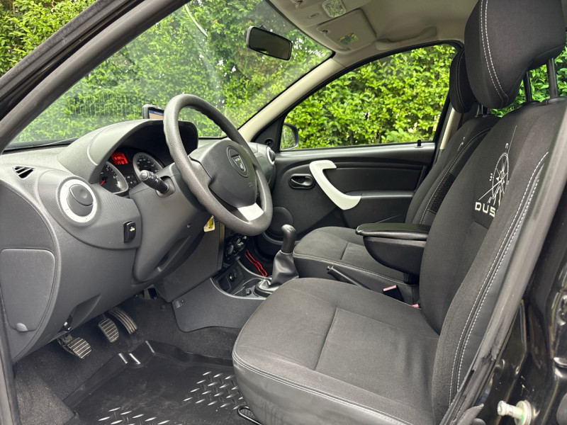 Dacia DUSTER 1.6 ESS 105CH GARMIN 4X2 * 81.000KM * 2013 * GARANTIE