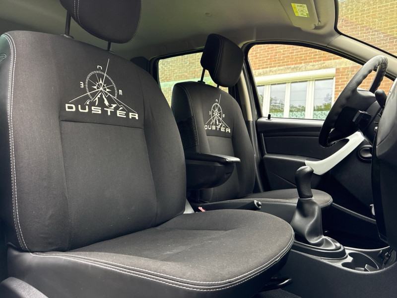 Dacia DUSTER 1.6 ESS 105CH GARMIN 4X2 * 81.000KM * 2013 * GARANTIE