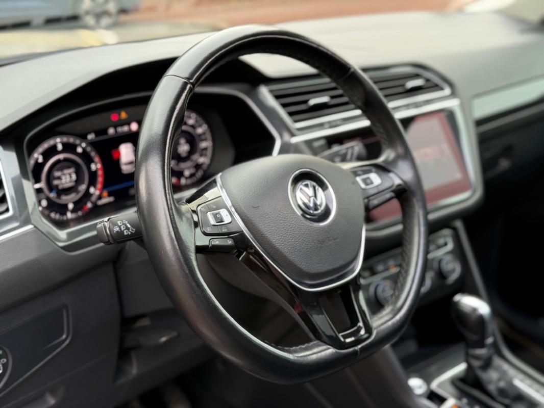 Volkswagen Tiguan CARAT II 2.0 TDi DSG7 150 cv Boîte auto