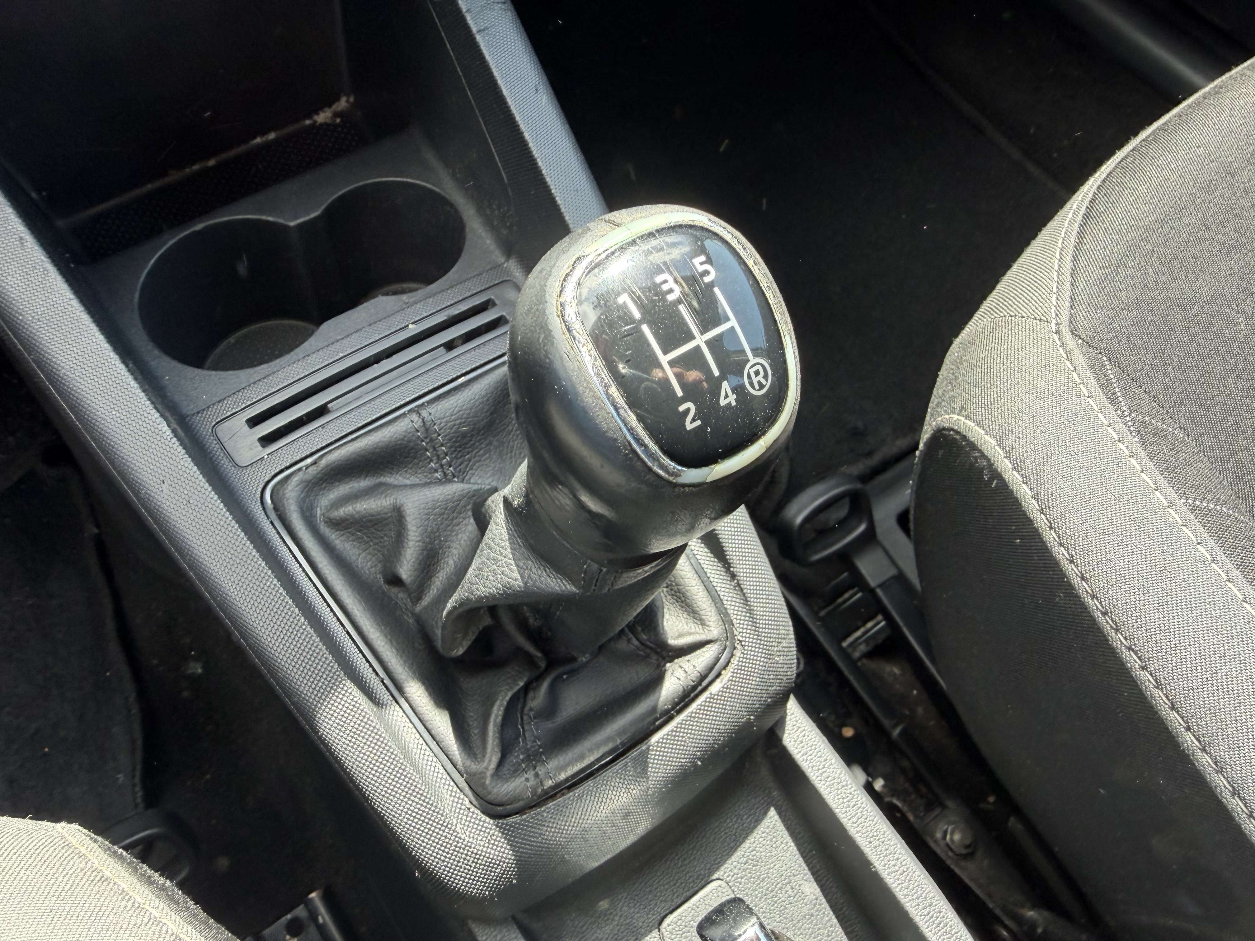 Skoda Fabia 1.0i - 5 Portes - Airco - Euro 6d-Temp