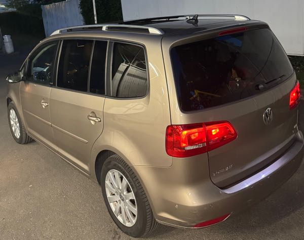 Volkswagen Touran II 1.6 TDI 105 FAP BLUEMOTION TECHNOLOGY LIFE DSG7
