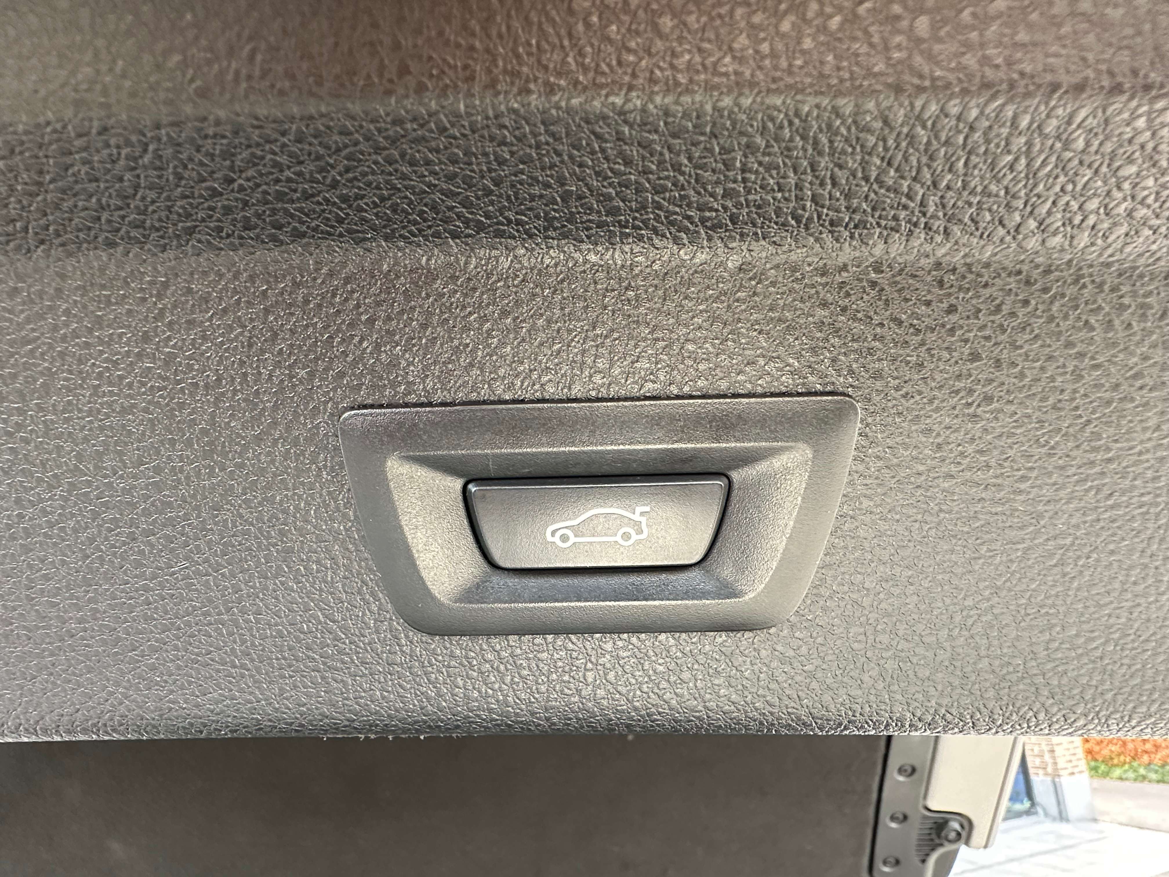 BMW 318 Gran Turismo dA Cuir I Navi pro I Pano I Clim