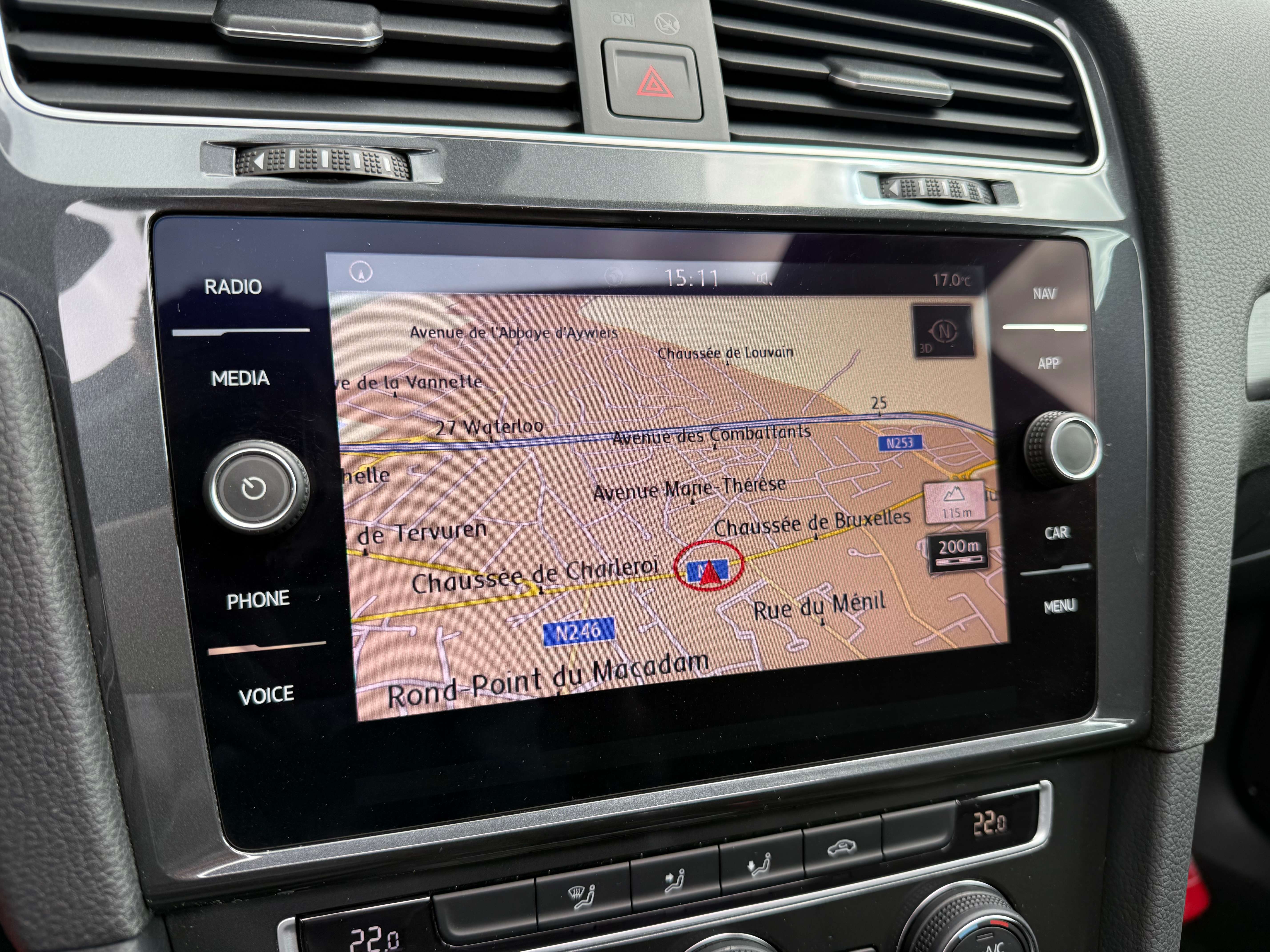 Volkswagen Golf 1.0 TSI Comfortline Pano I CarPlay I ACC I Cam I Navi