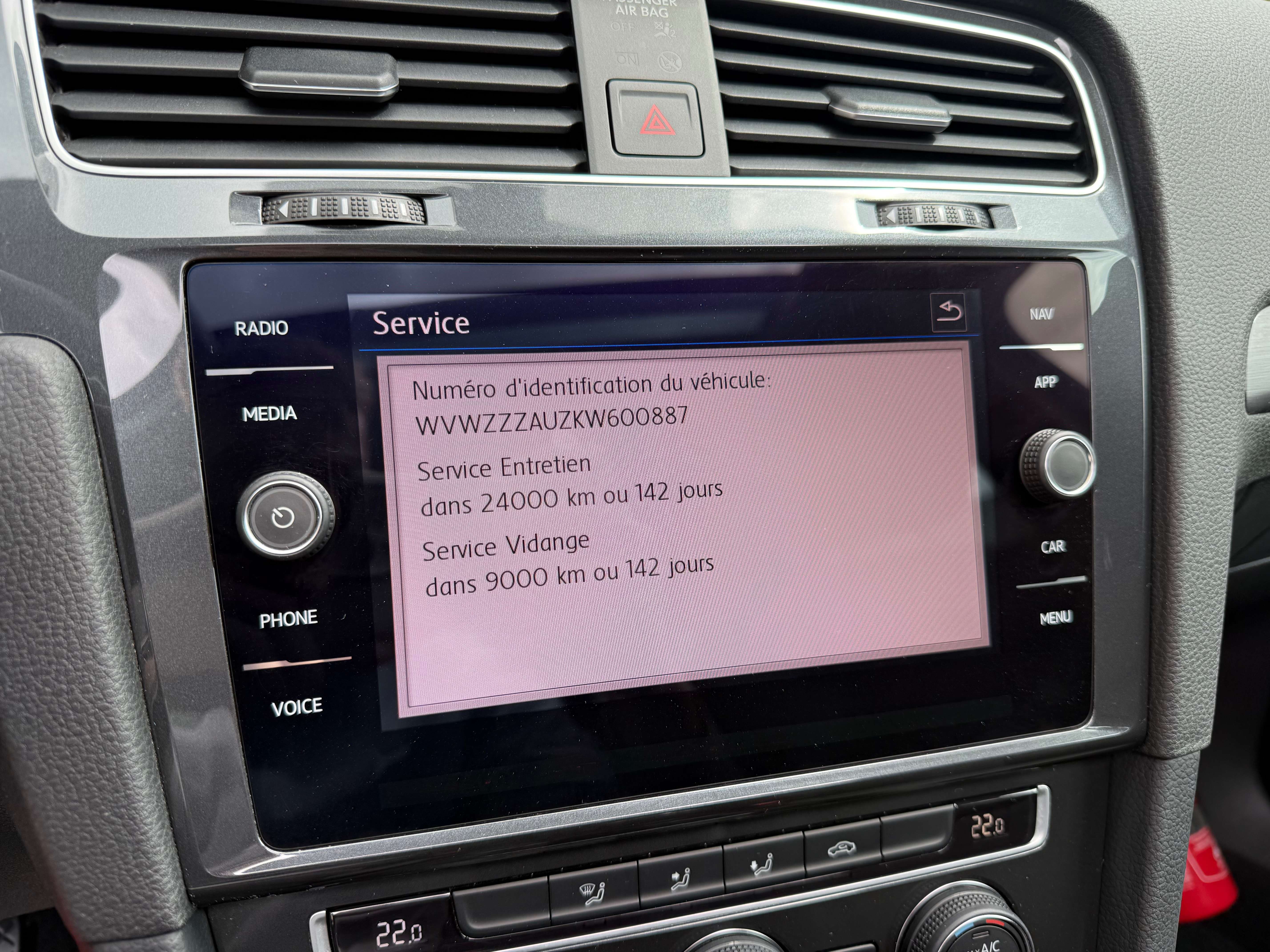 Volkswagen Golf 1.0 TSI Comfortline Pano I CarPlay I ACC I Cam I Navi