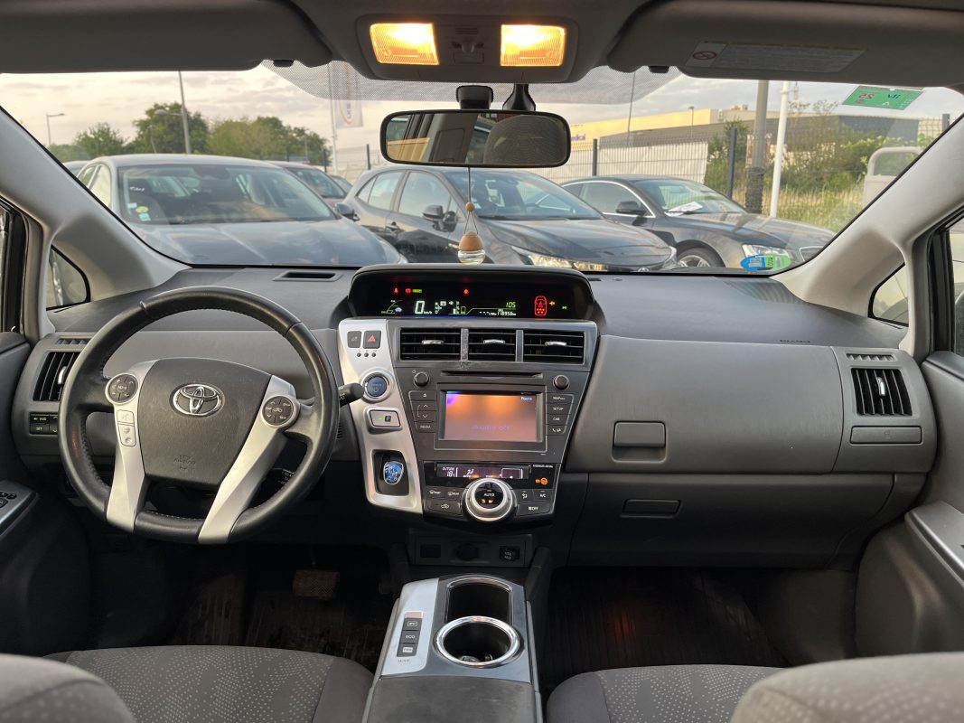 Toyota Prius+ 1.8 HYBRID 136h SKYVIEW