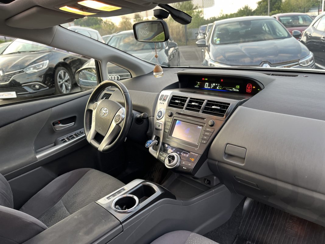 Toyota Prius+ 1.8 HYBRID 136h SKYVIEW