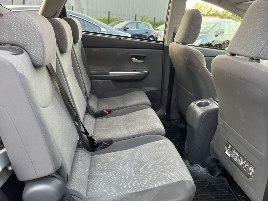 Toyota Prius+ 1.8 HYBRID 136h SKYVIEW