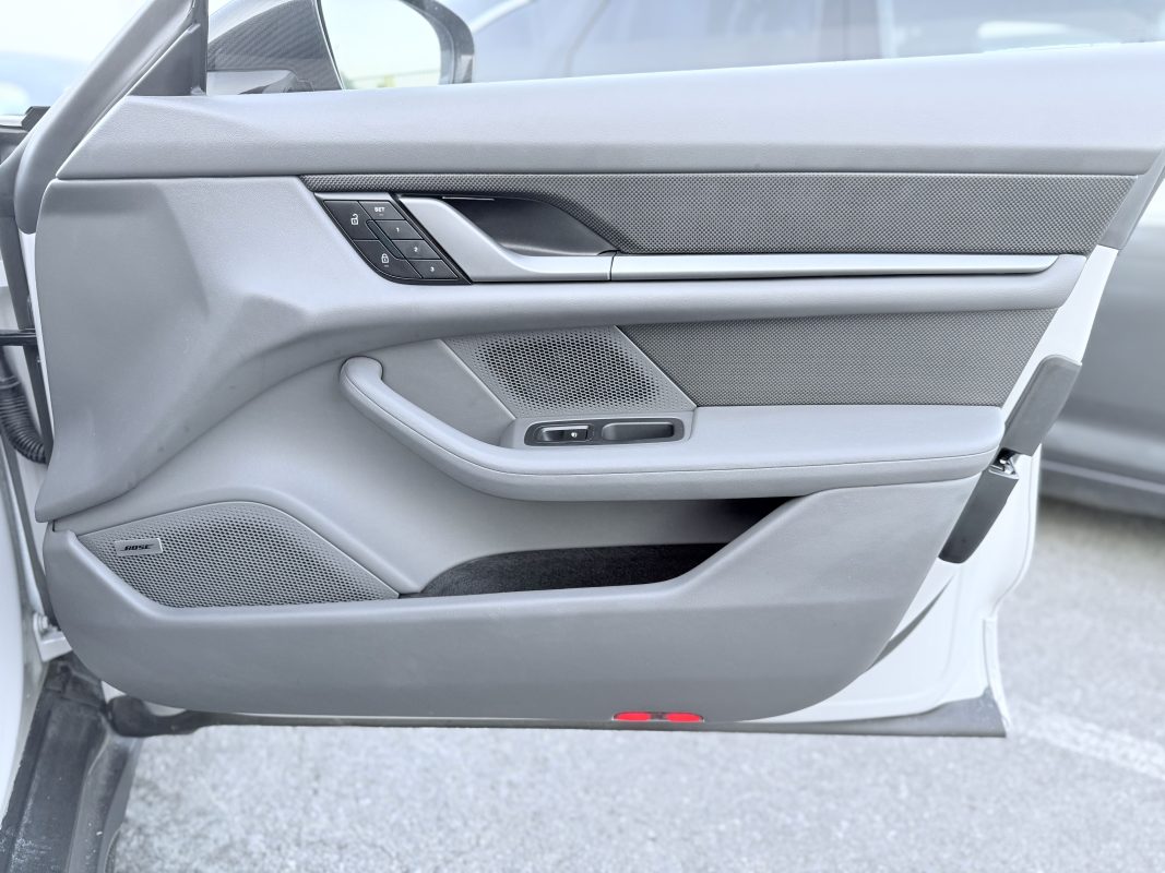 Porsche Taycan TURBO S 761ch CROSS TURISMO