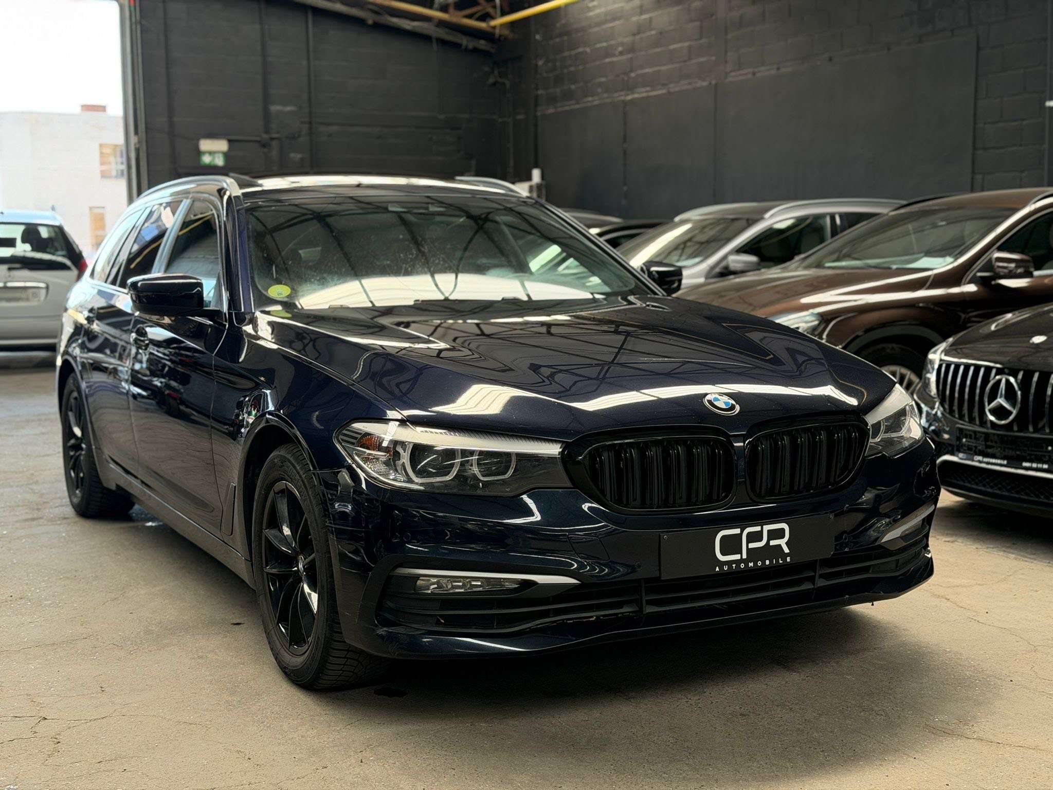 BMW 520 Touring dA * PANO * CAMERA * GPS * LED * CUIR * SI