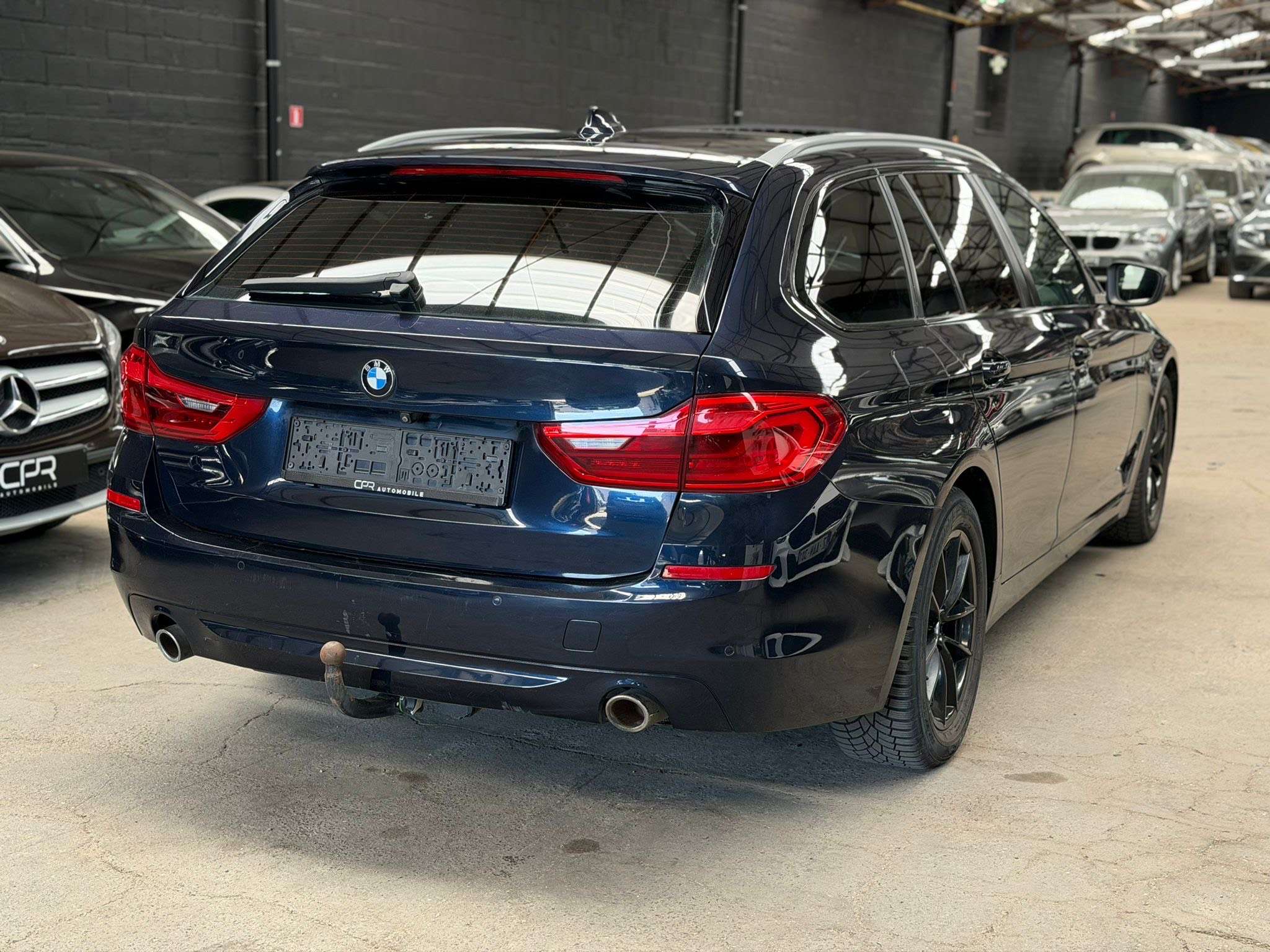 BMW 520 Touring dA * PANO * CAMERA * GPS * LED * CUIR * SI