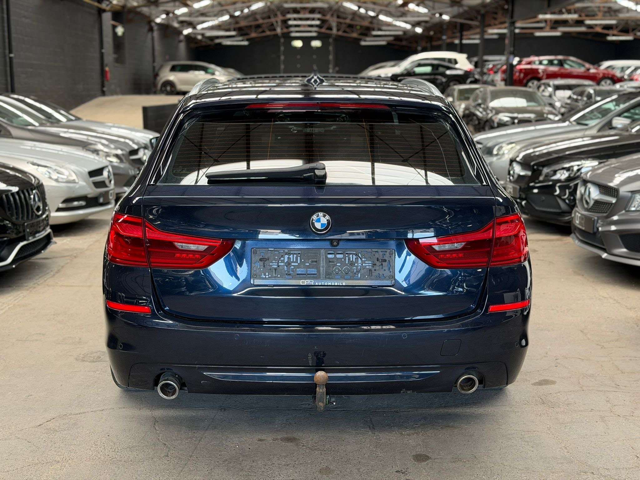 BMW 520 Touring dA * PANO * CAMERA * GPS * LED * CUIR * SI