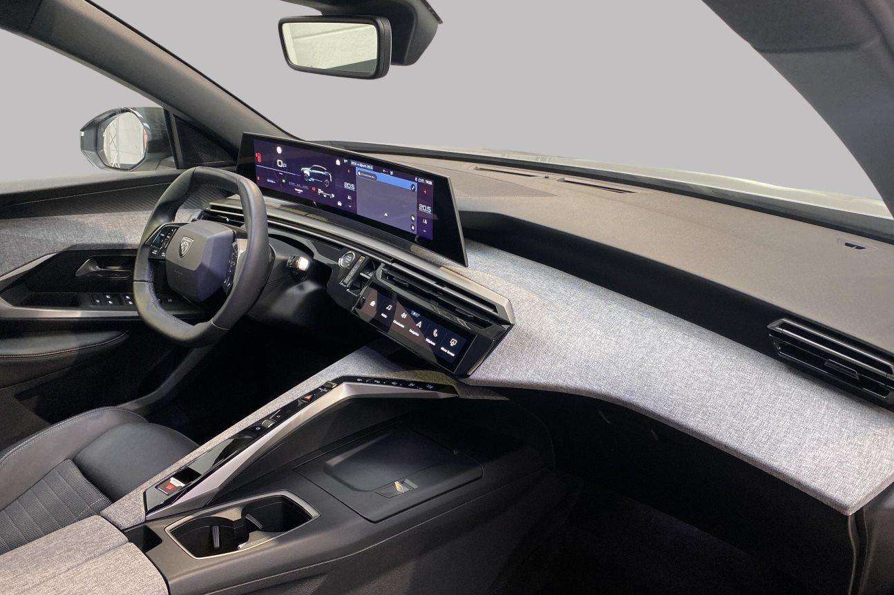 Peugeot 3008 Allure - HYBRID 145 PK