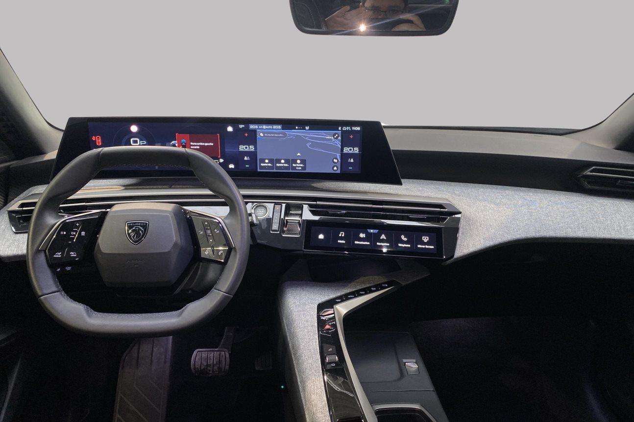 Peugeot 3008 Allure - HYBRID 145 PK