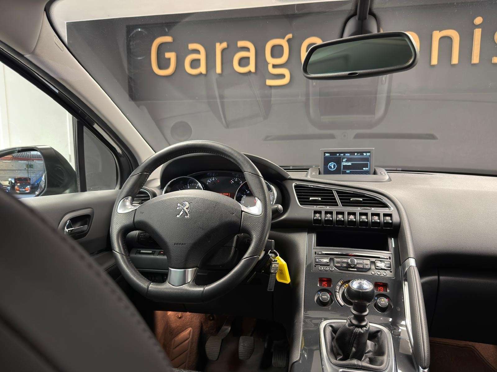 Peugeot 3008 CLIM AUTO**GPS**CAMERA**TOIT PANO**GARANTIE