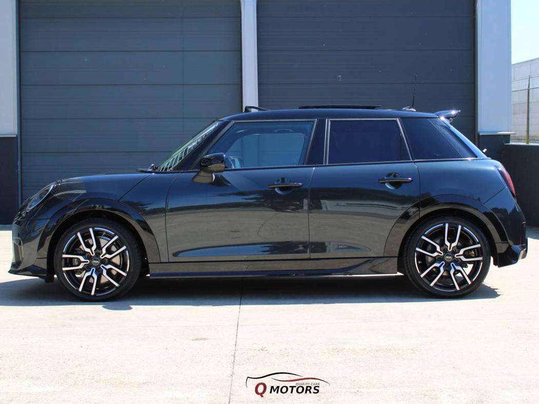 MINI Cooper S John Cooper Works/Led/360/ACC/HUD/Keyless/Line Assist/Carplay/Heated stearing seats/Interieurcamera