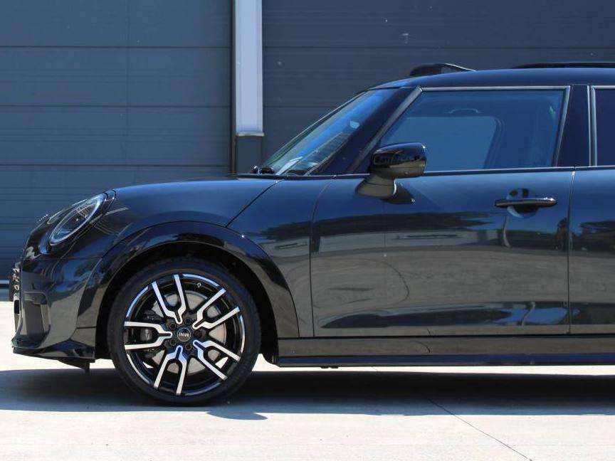 MINI Cooper S John Cooper Works/Led/360/ACC/HUD/Keyless/Line Assist/Carplay/Heated stearing seats/Interieurcamera
