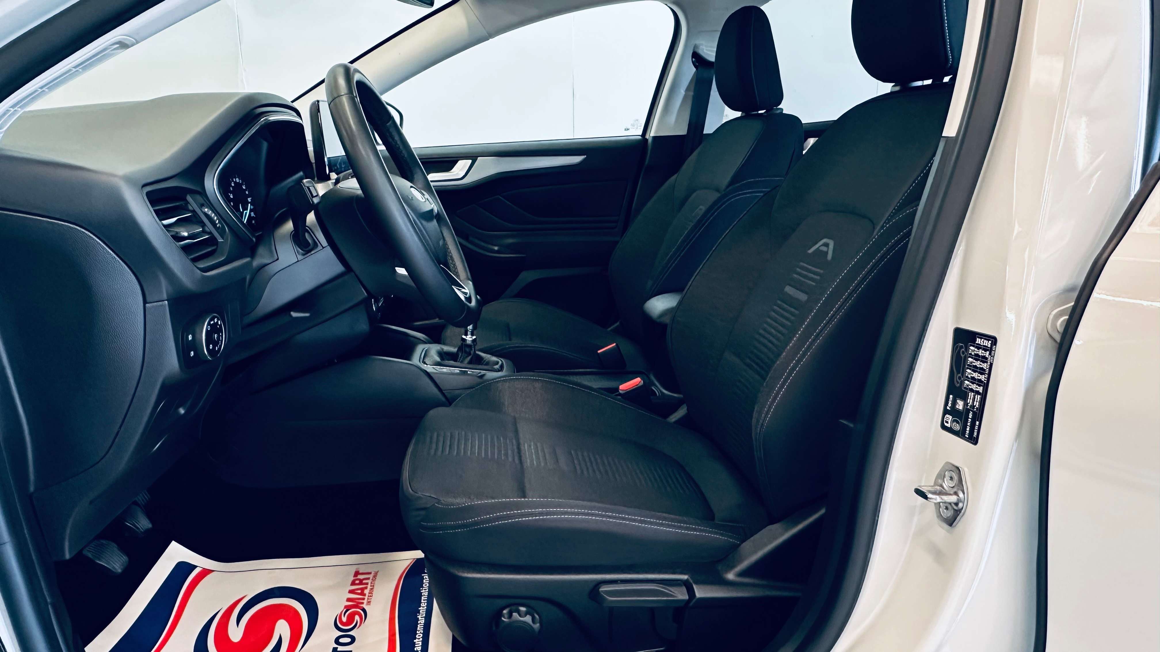 Ford Focus Active 1.5 CROSSOVER ROBUSTE MODES CONDUITES TRAIL