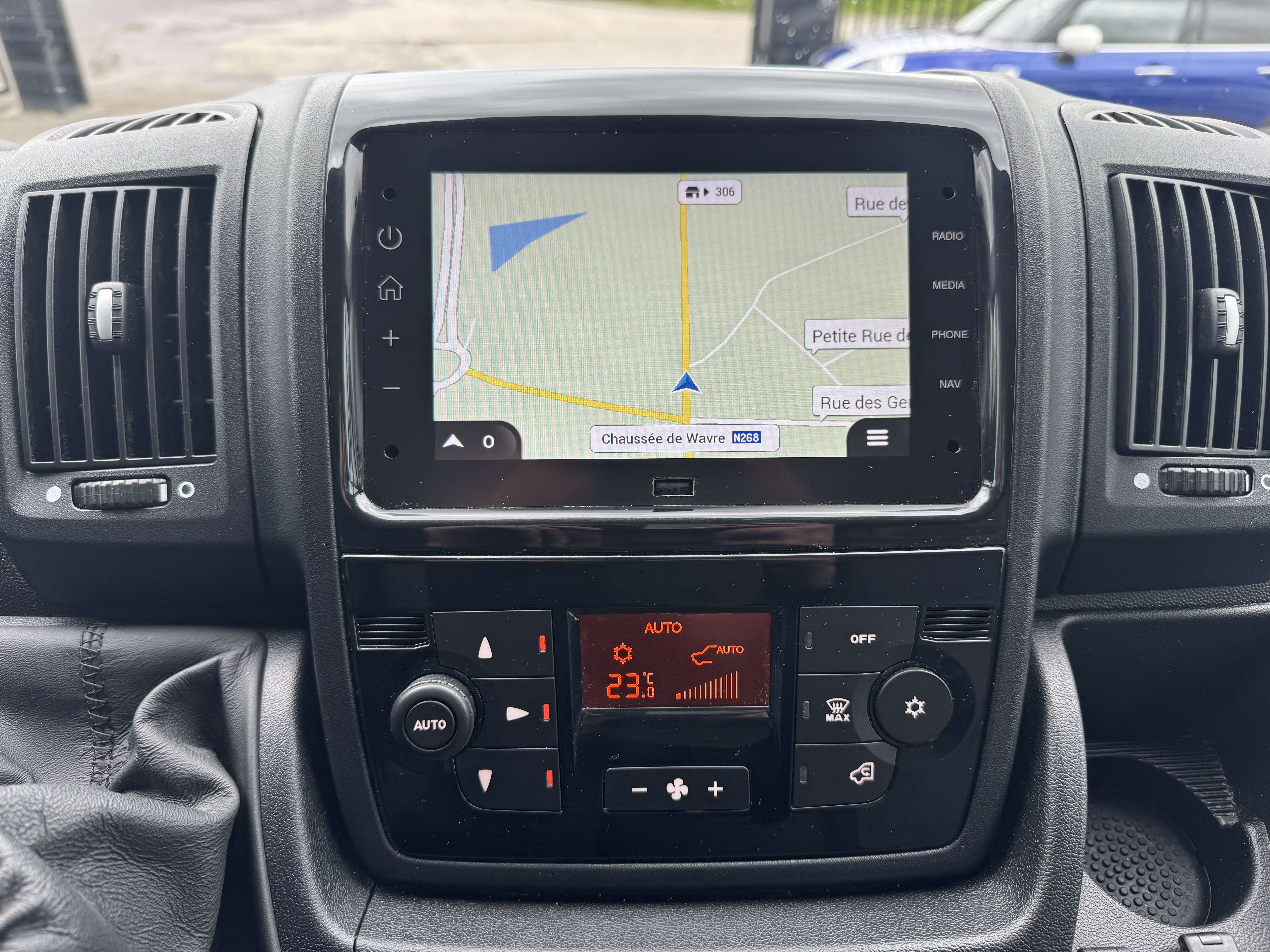 Opel Movano 2.2 L3H2 Light / NAV / AIRCO / ATTELAGE / CARPLAY