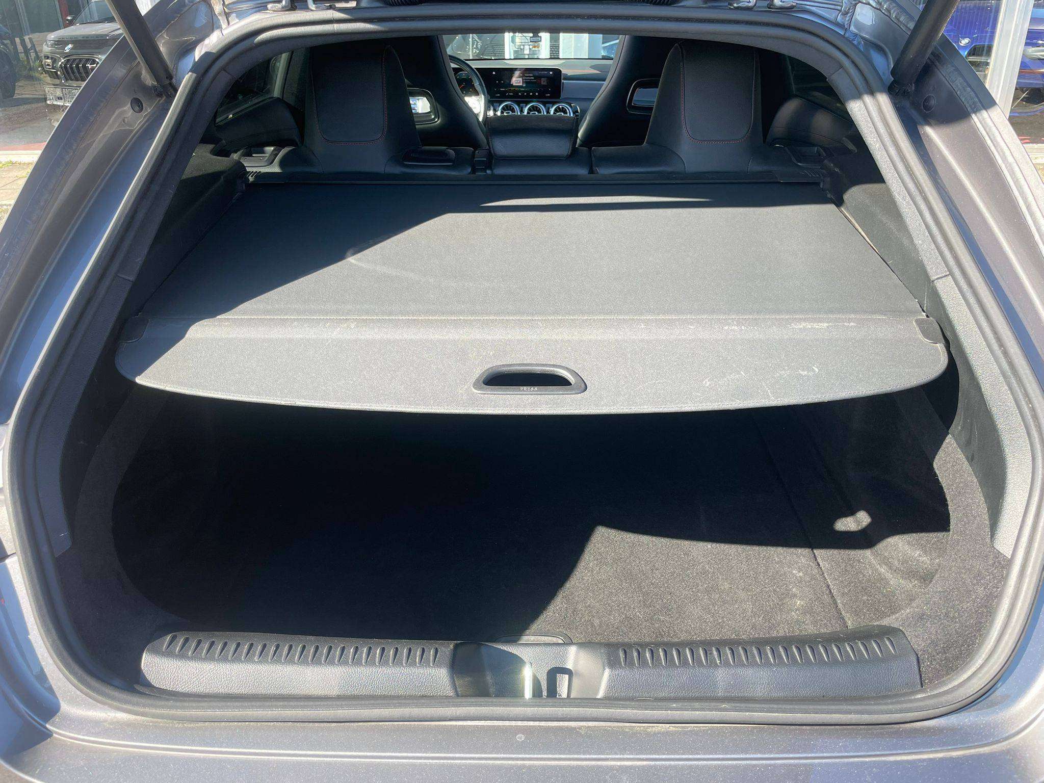 Mercedes-Benz CLA 200 CLA 200 d Pack Amg/Toit ouvrant/Full options/Ambiance