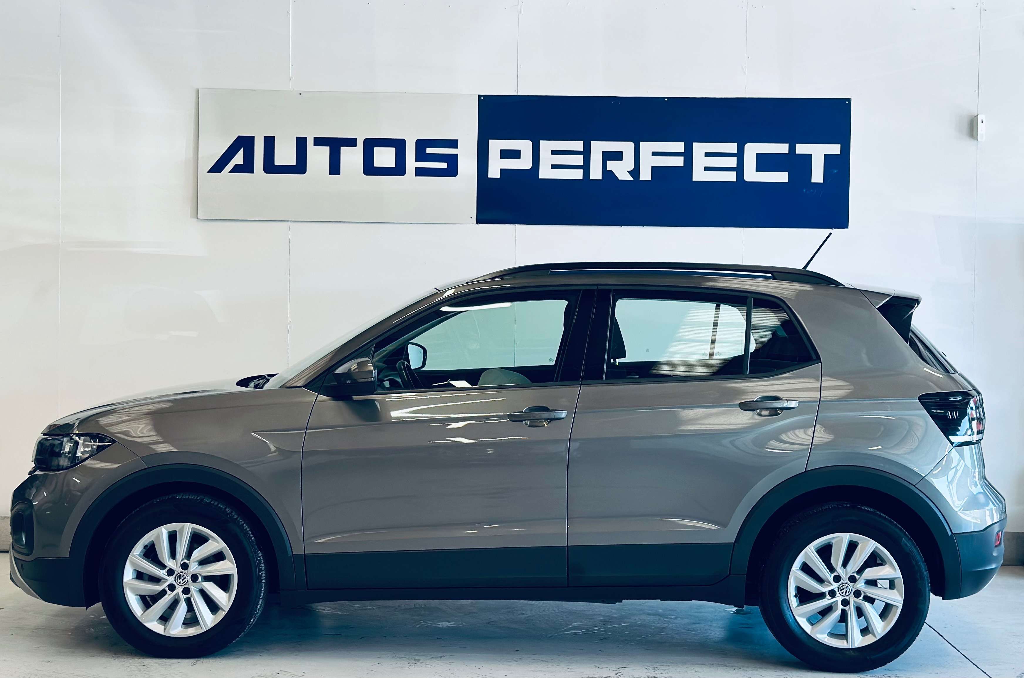 Volkswagen T-Cross 1.6TDi *40.653KM* BOITE AUTO CAMERA PDC NAVI CLIM BIZONE