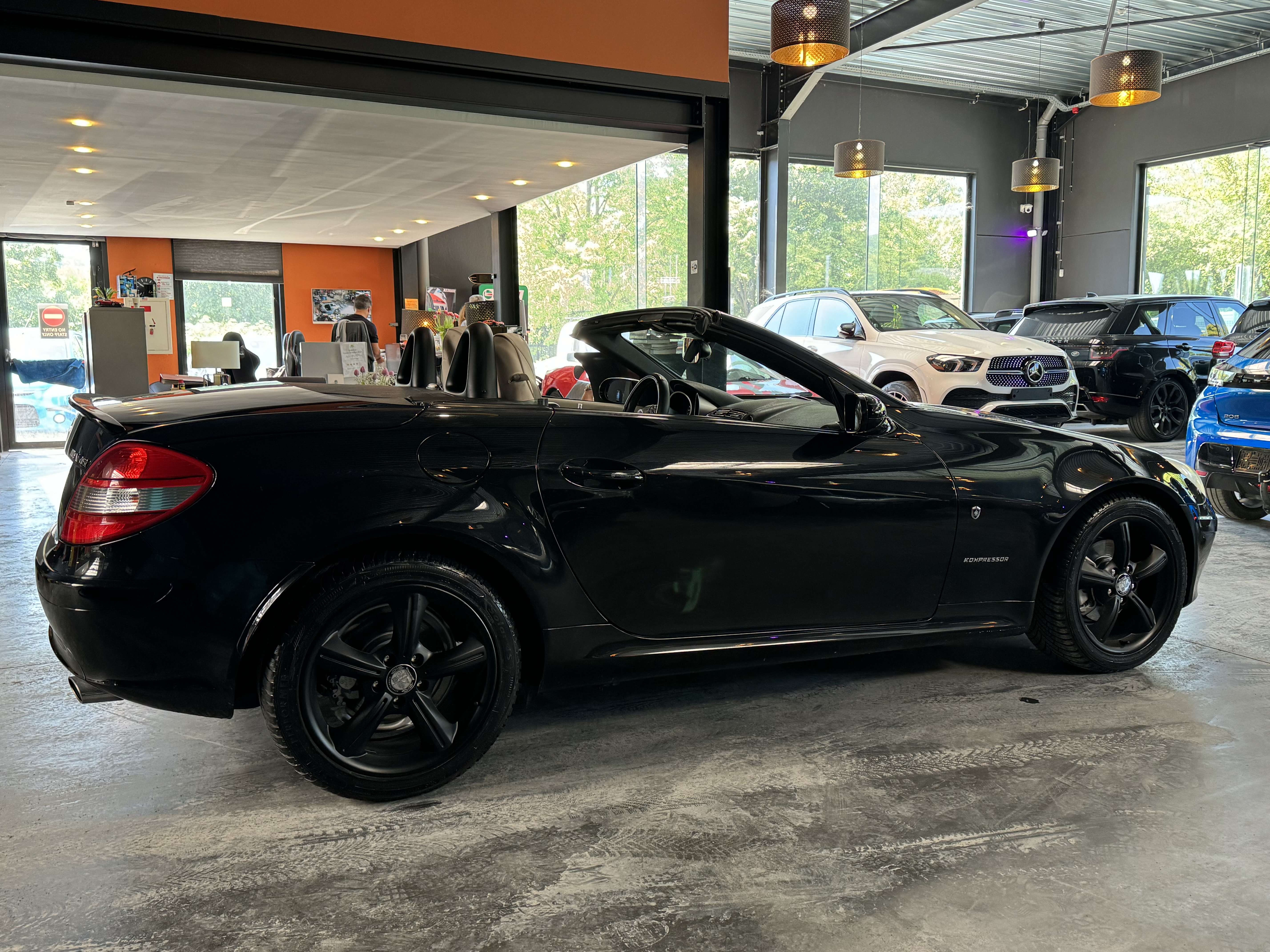 Mercedes-Benz SLK 200 Kompressor - ECRAN MULTI - LED - JANTES 17p