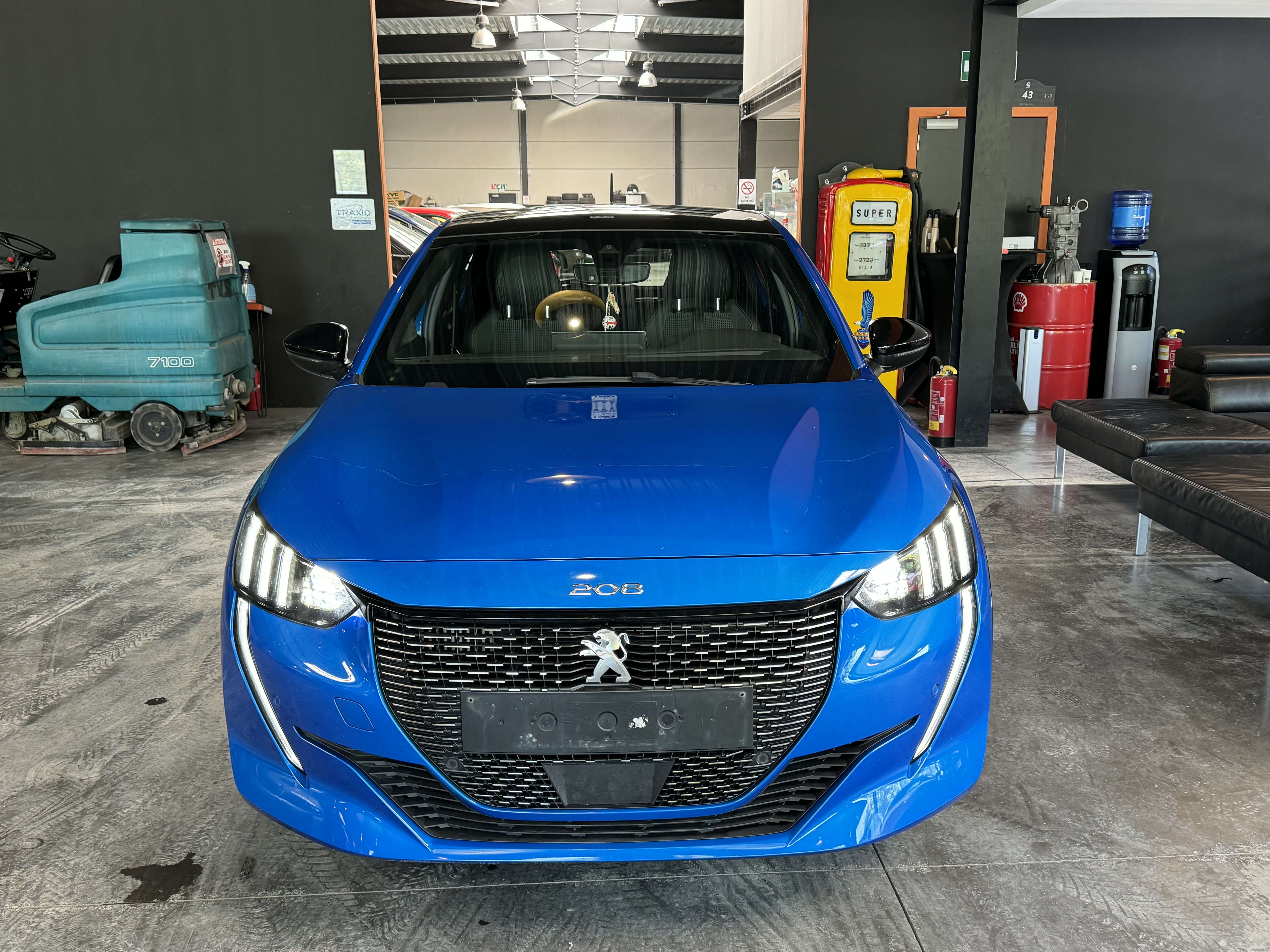 Peugeot 208 1.2i  GT Line - ECRAN DIGITAL - LIM/REG - CAM - NAVI