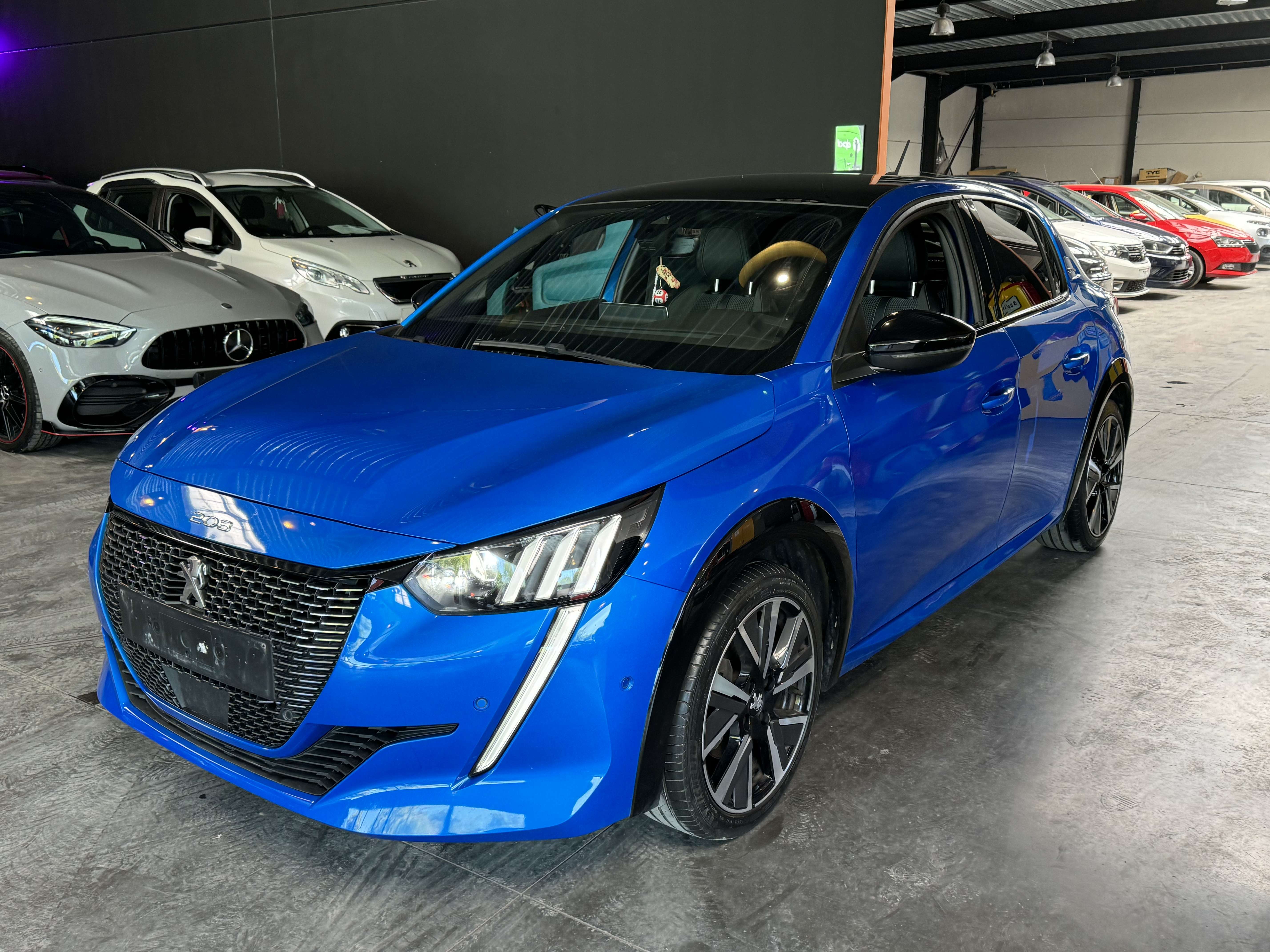 Peugeot 208 1.2i  GT Line - ECRAN DIGITAL - LIM/REG - CAM - NAVI