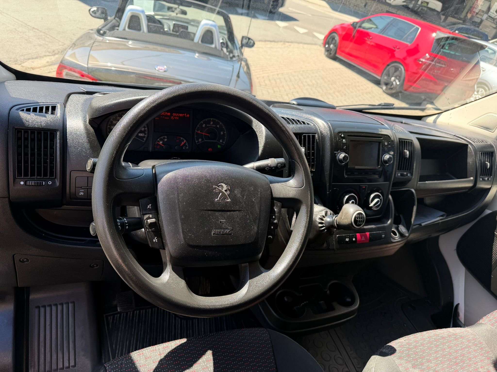 Peugeot Boxer 2.0 BlueHDi L2H2 * GARANTIE 12 MOIS * 3 PLACES *