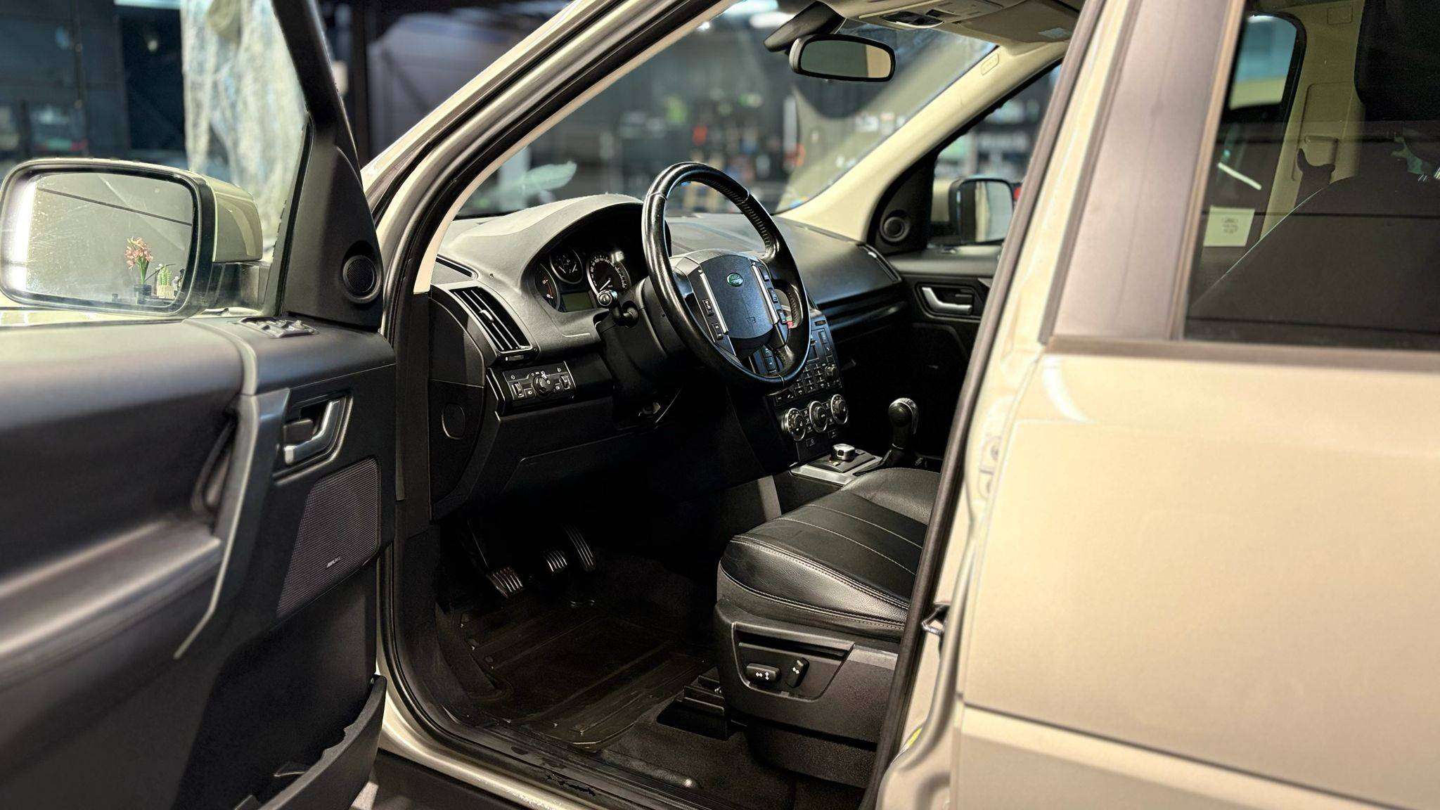 Land Rover Freelander 2.2 Td4 HSE bj. 2012 Euro 5