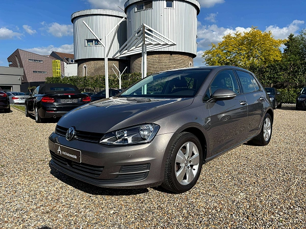 Volkswagen Golf 1.2 TSI DSG *CAPTEUR AV+AR*FRONT ASSIST*1ER PROPRIO*GARANTIE*