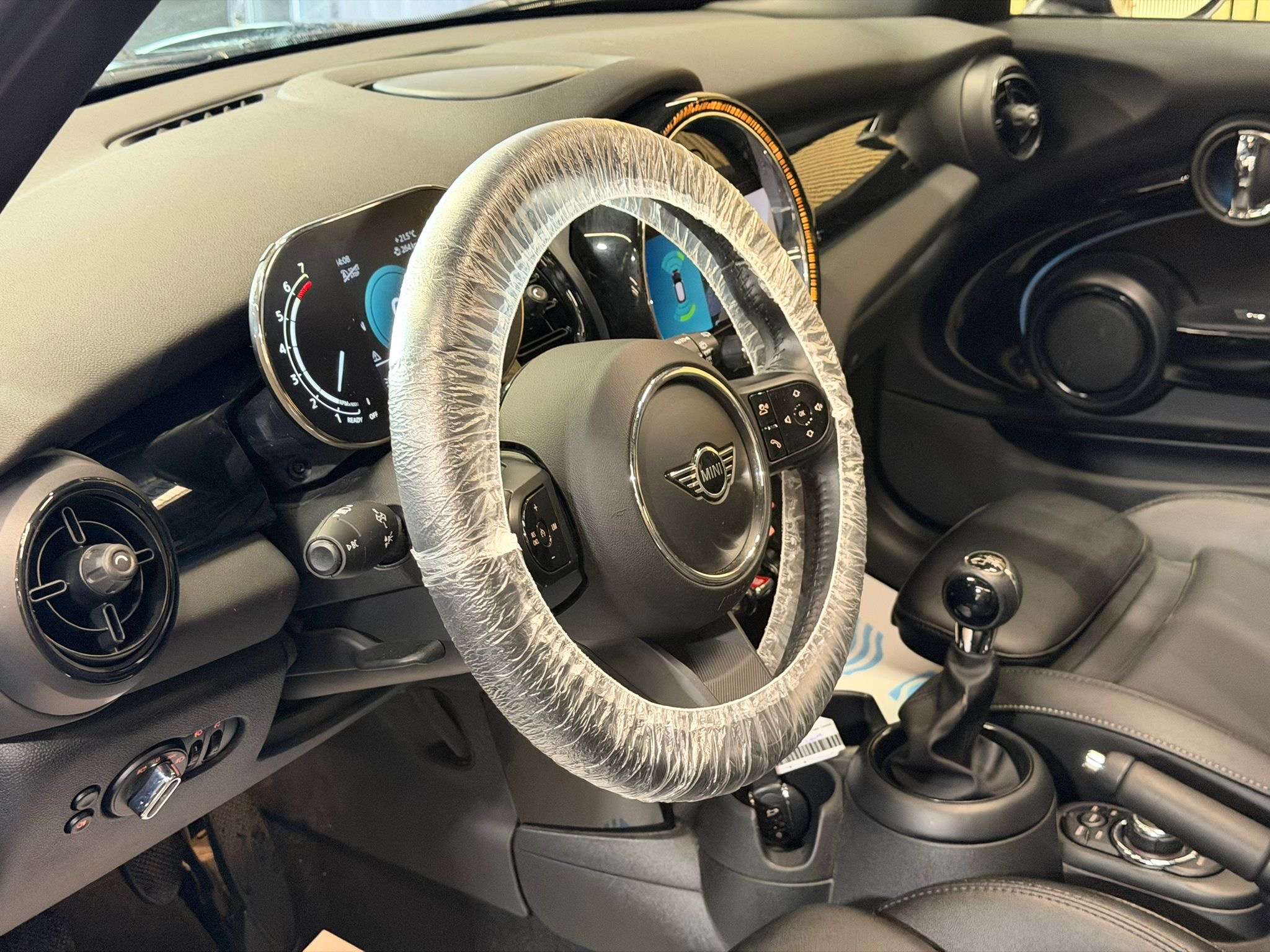 MINI Cooper 1.5 Cooper * GARANTIE 12 MOIS * 1ER PROPRIETAIRE *