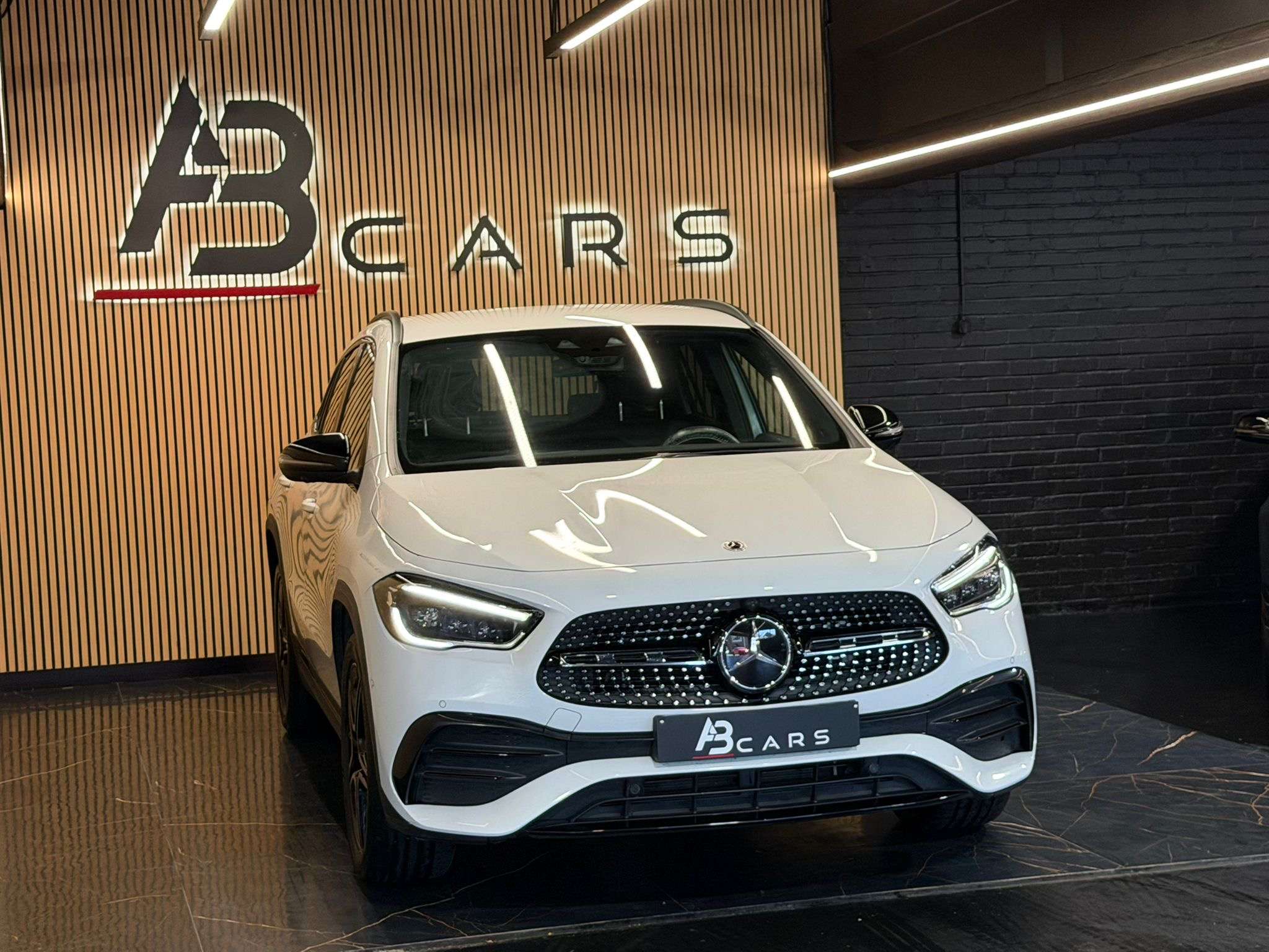 Mercedes-Benz GLA 250 250 e PHEV * PACK AMG * GARANTIE 12 MOIS * 1ER PROP *