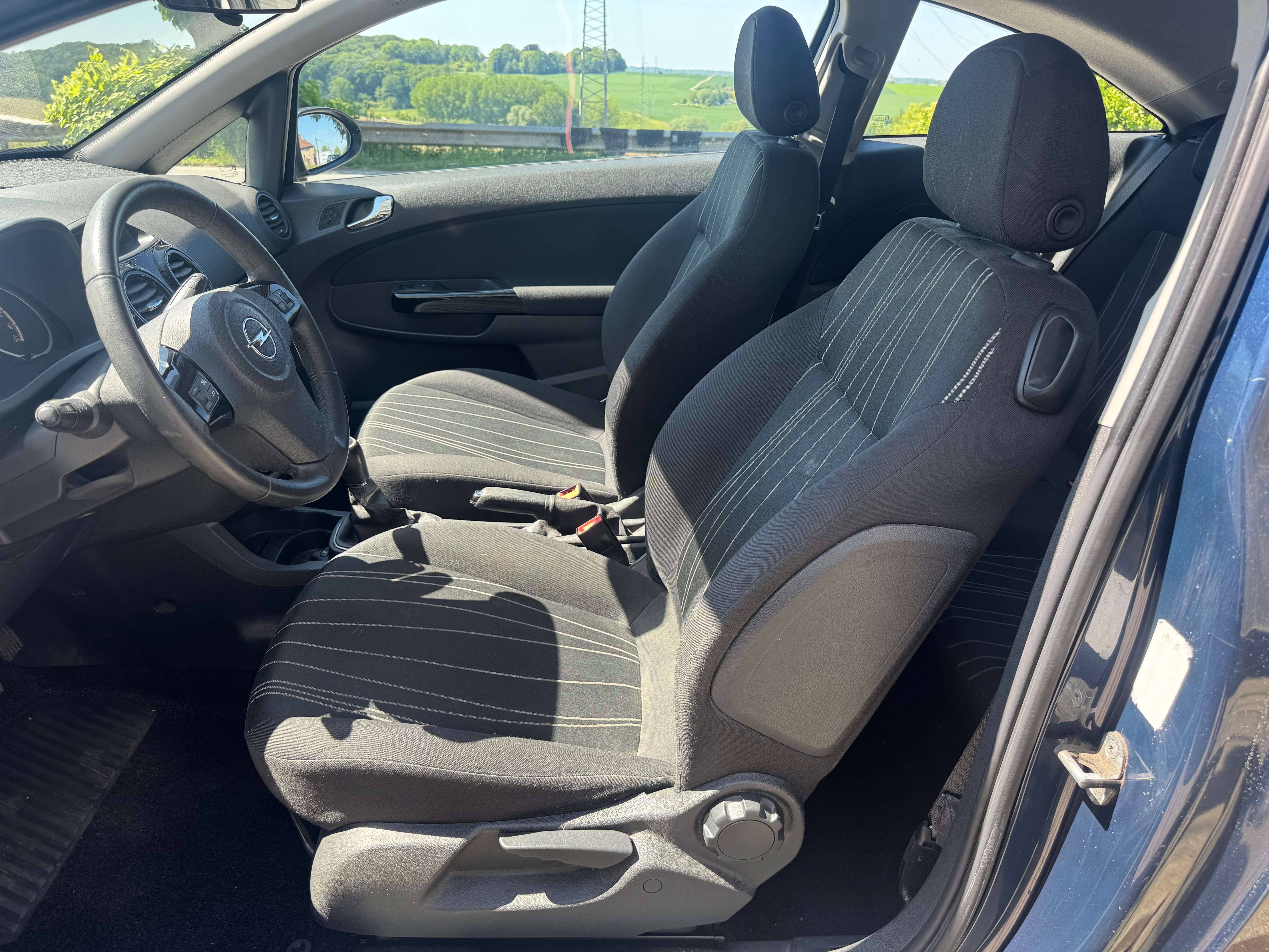 Opel Corsa Corsa 1.2 garantie 1 an ‼️