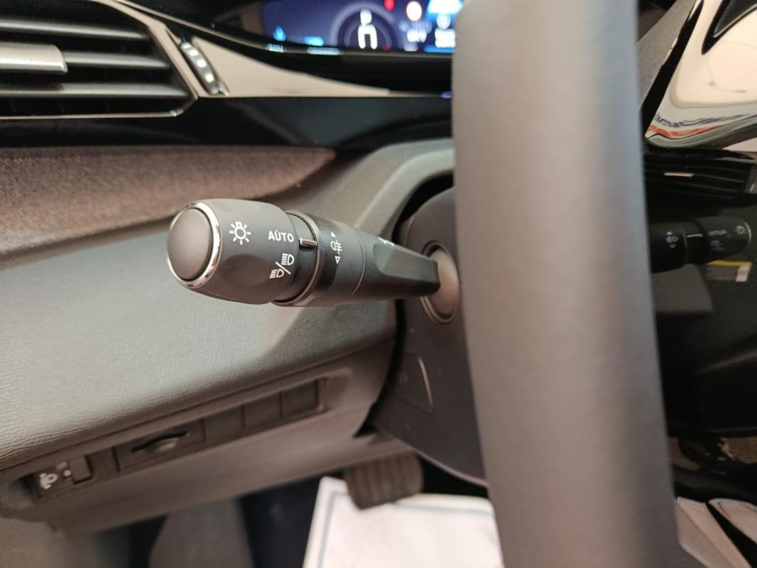 Peugeot 308 III BlueHDi 130 CH EAT8 ALLURE