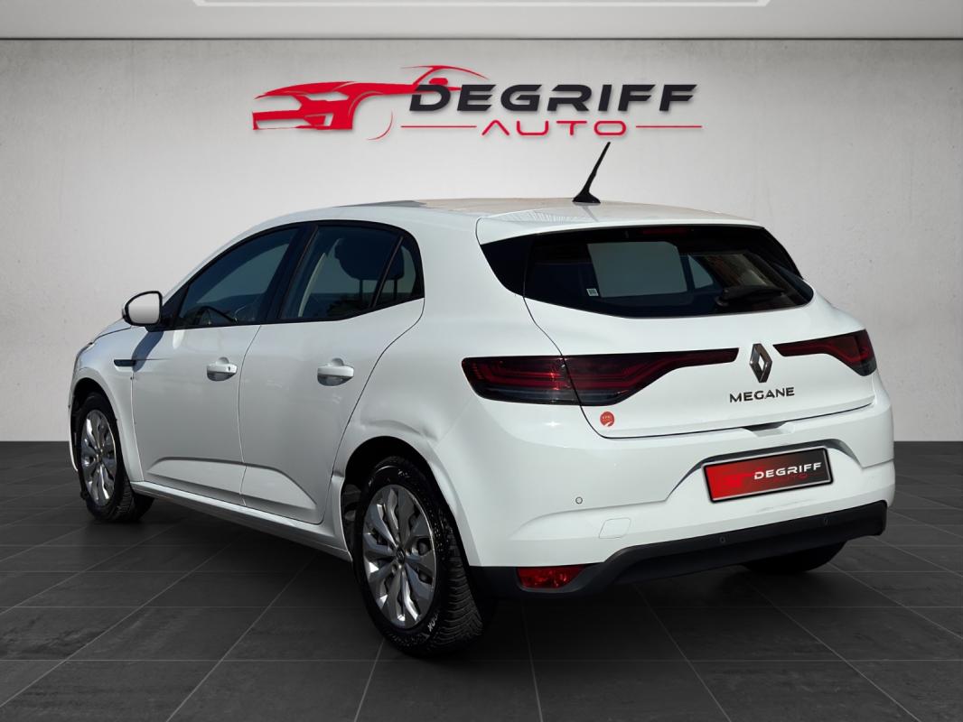 Renault Megane IV Berline Blue dCi 95 Zen