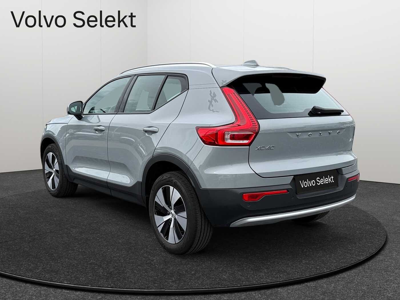 Volvo XC40 XC40 Core, B3 Mild Hybrid, Essence