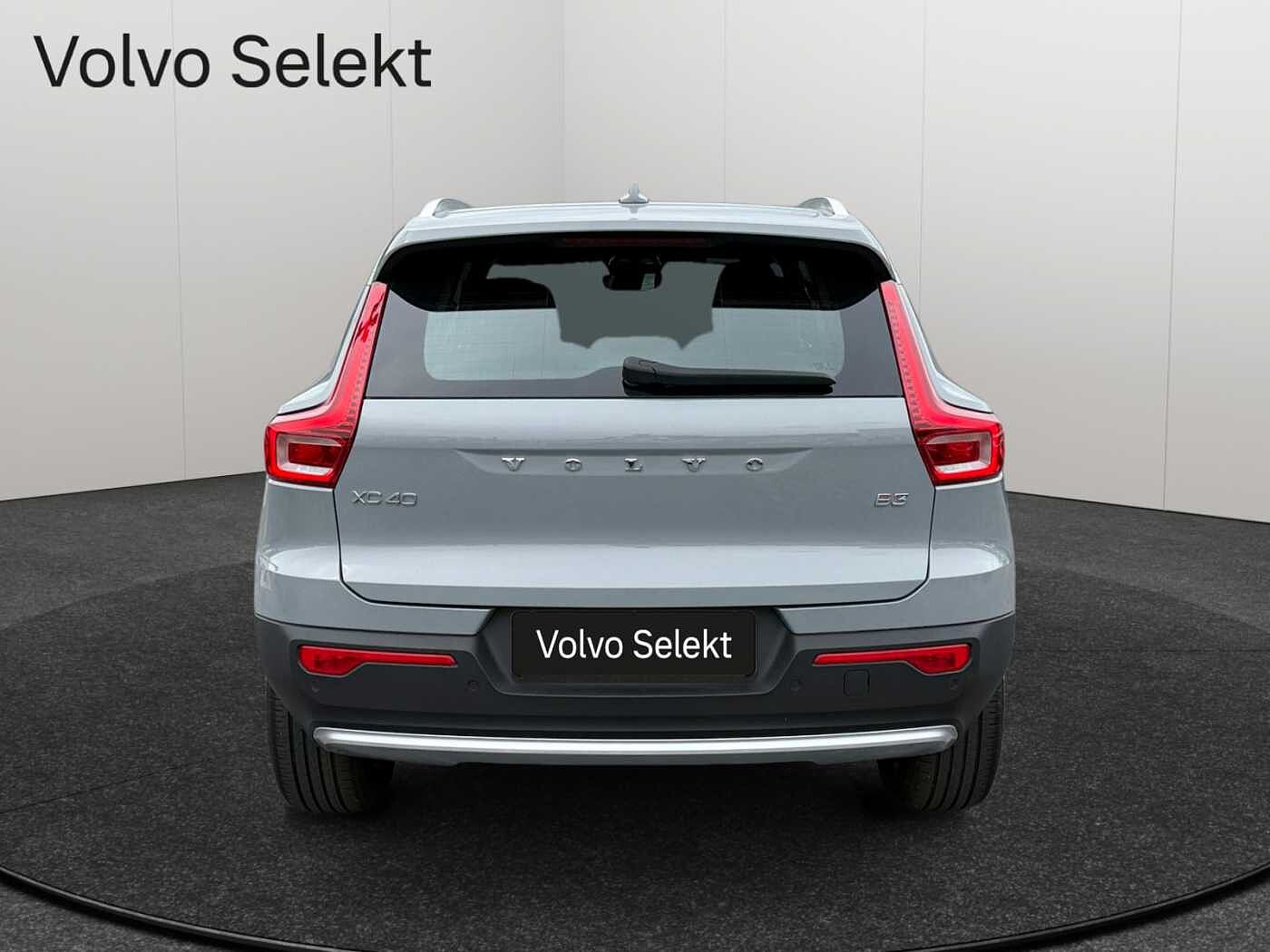 Volvo XC40 XC40 Core, B3 Mild Hybrid, Essence