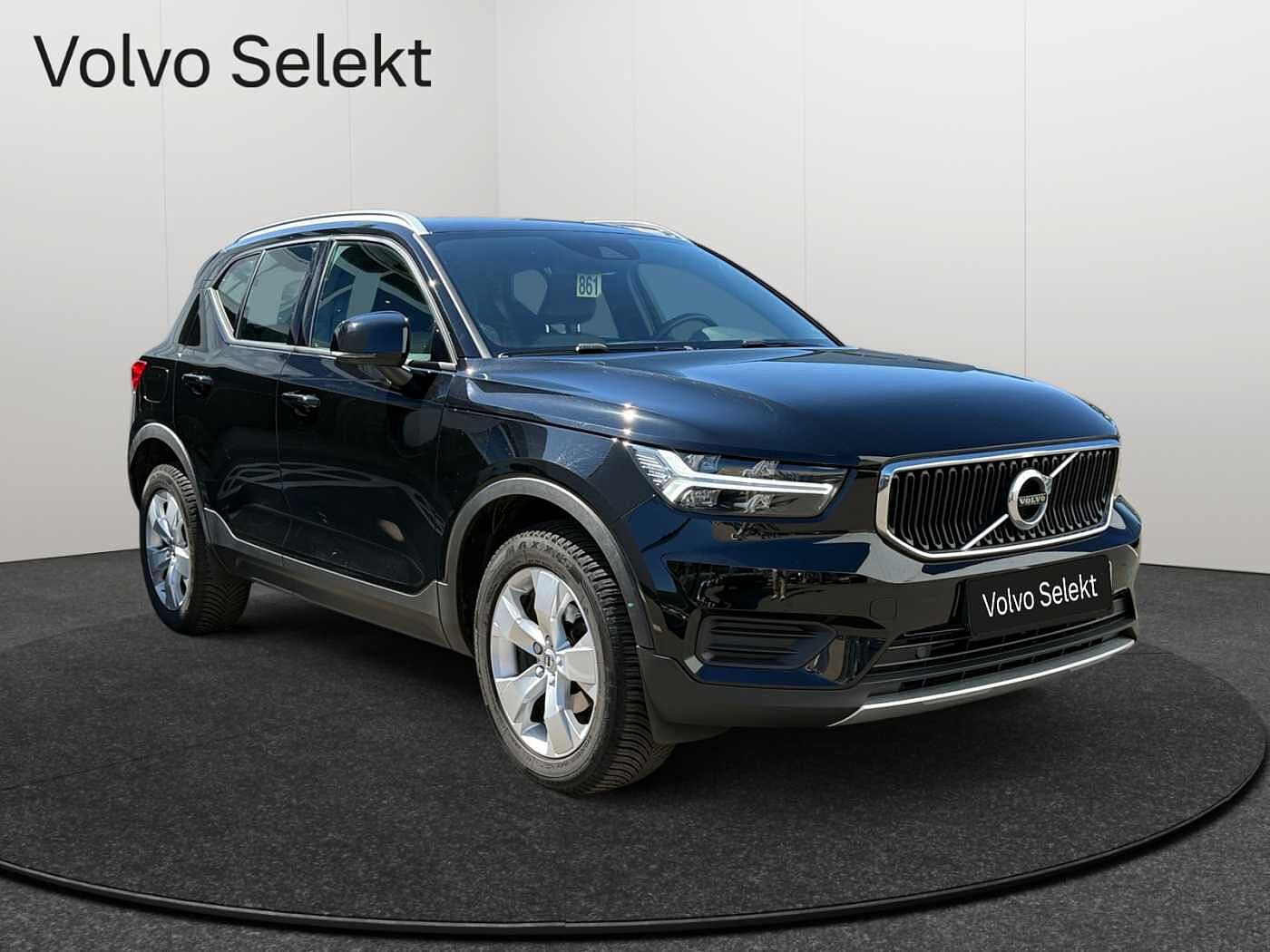 Volvo XC40 XC40 Momentum Pro, T2 (automatic)